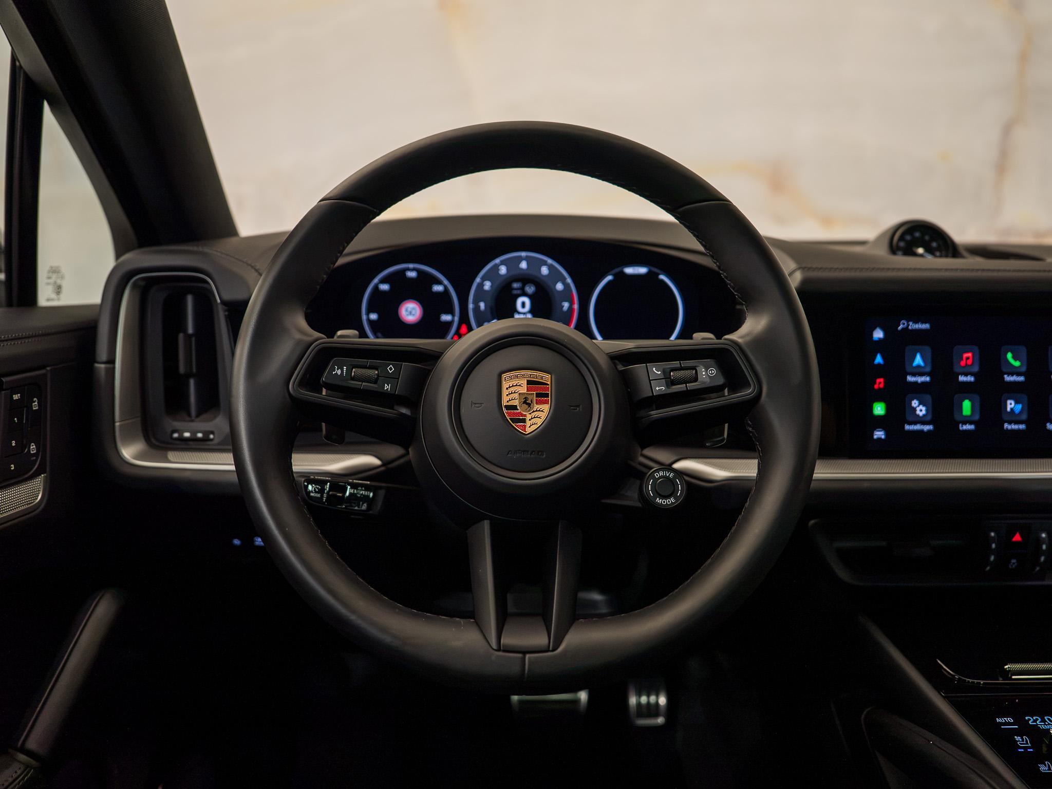 Porsche Cayenne - 10