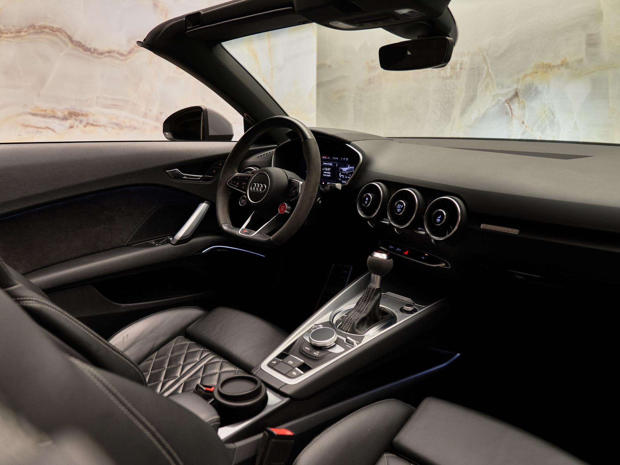 Audi TT RS - 8