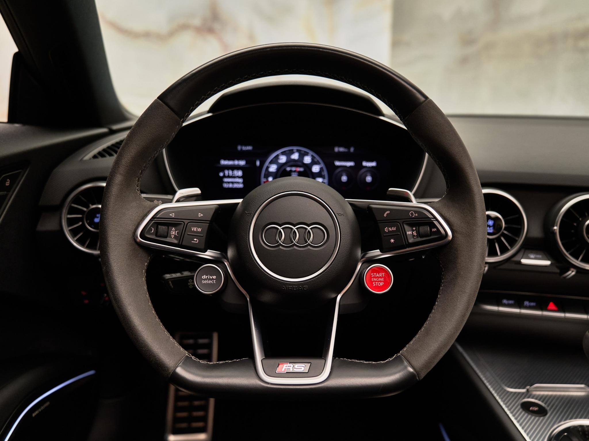 Audi TT RS - 12