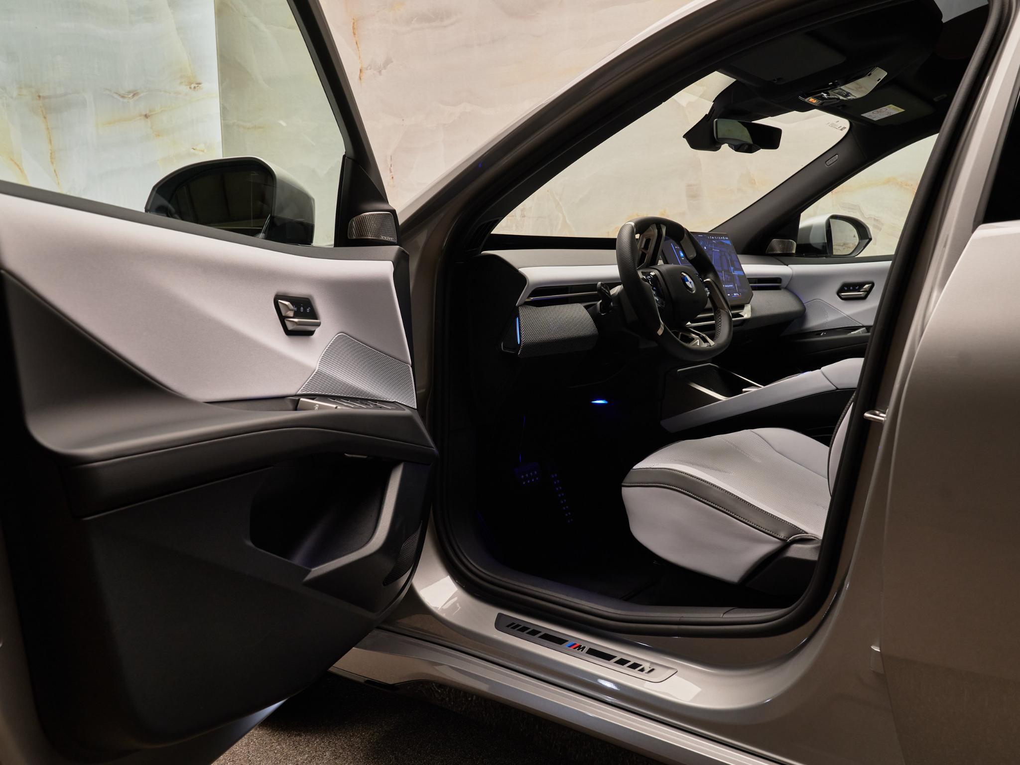 BMW iX3 - 6