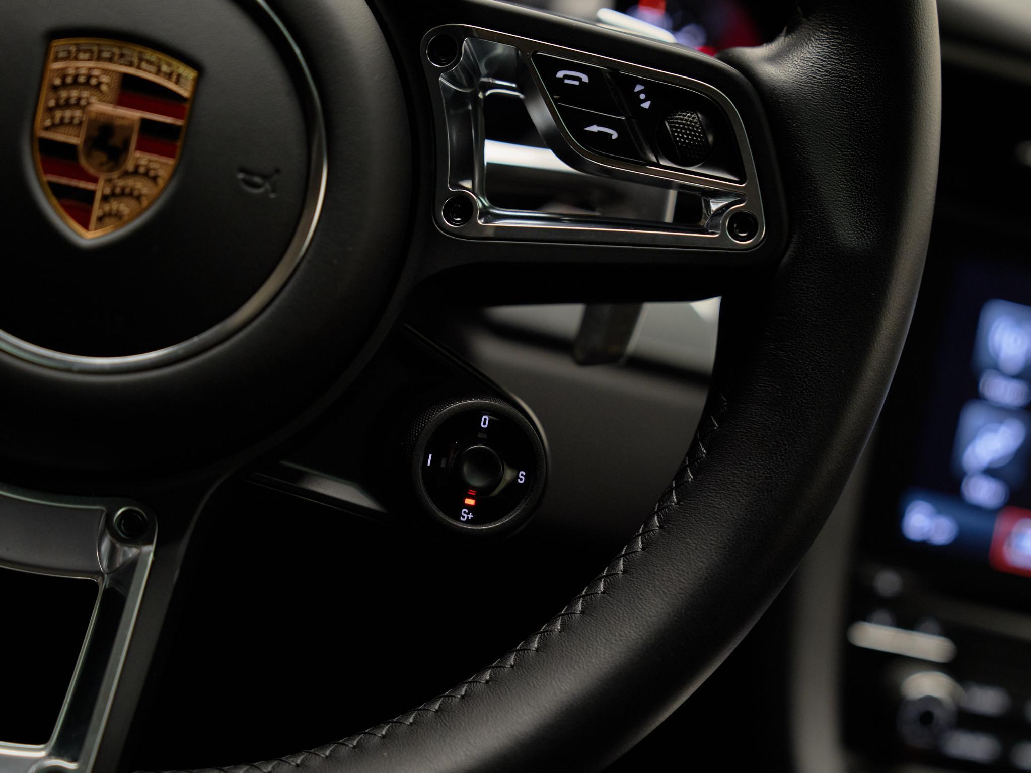 Porsche 911 - 16
