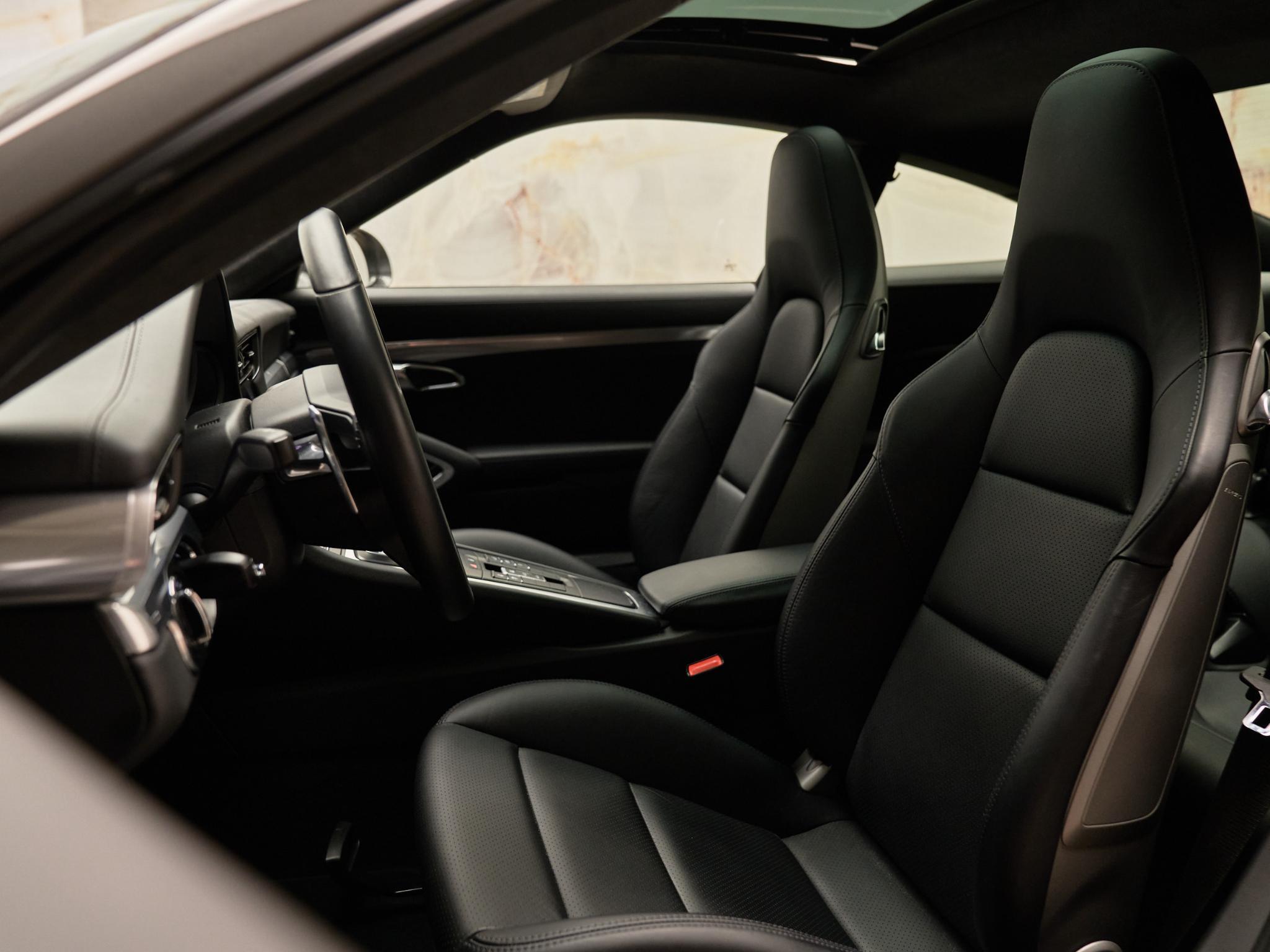 Porsche 911 - 8