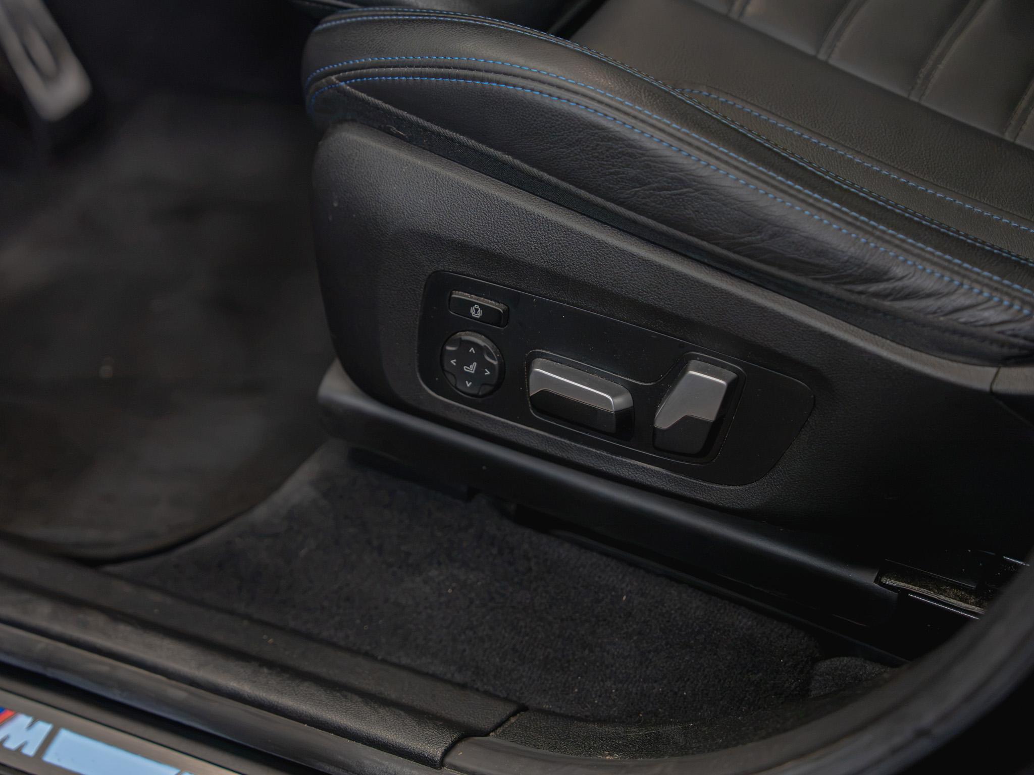 BMW iX3 - 8