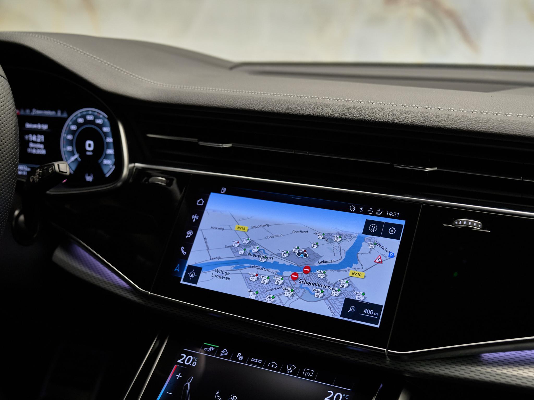 Audi Q8 - 24