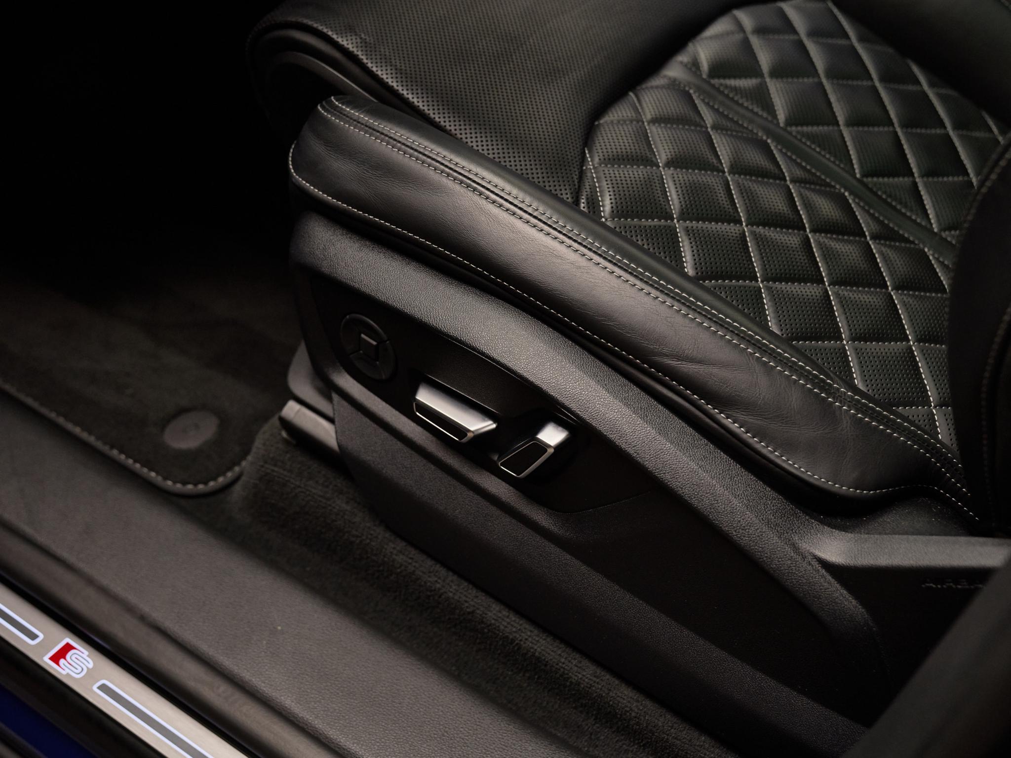 Audi Q8 - 10