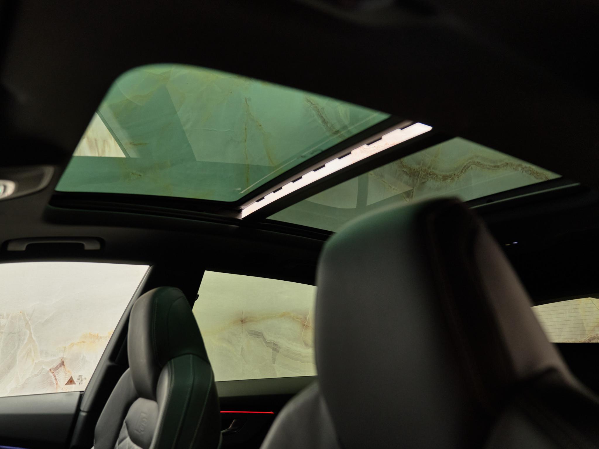 Audi Q8 - 11