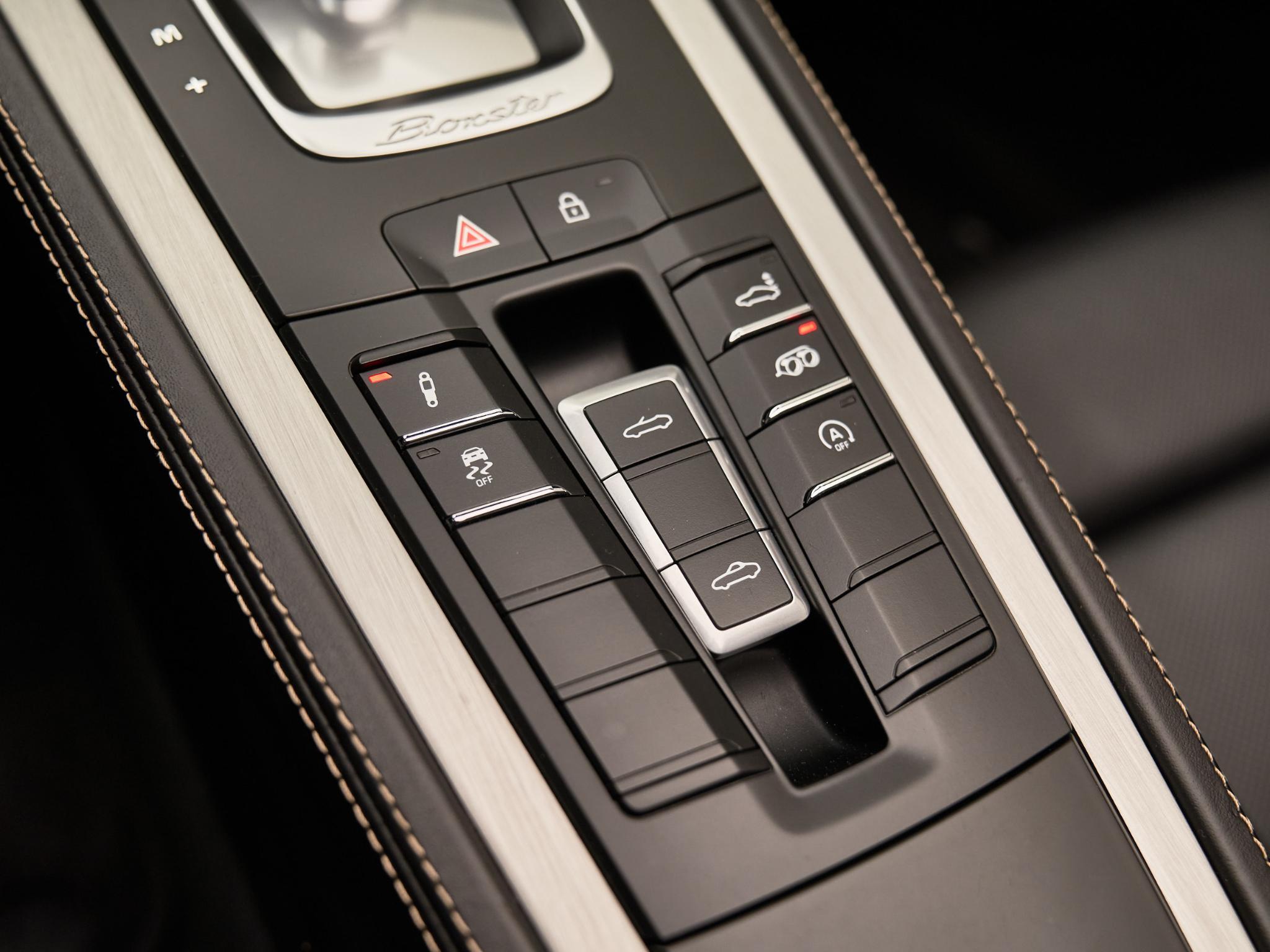 Porsche 718 - 20