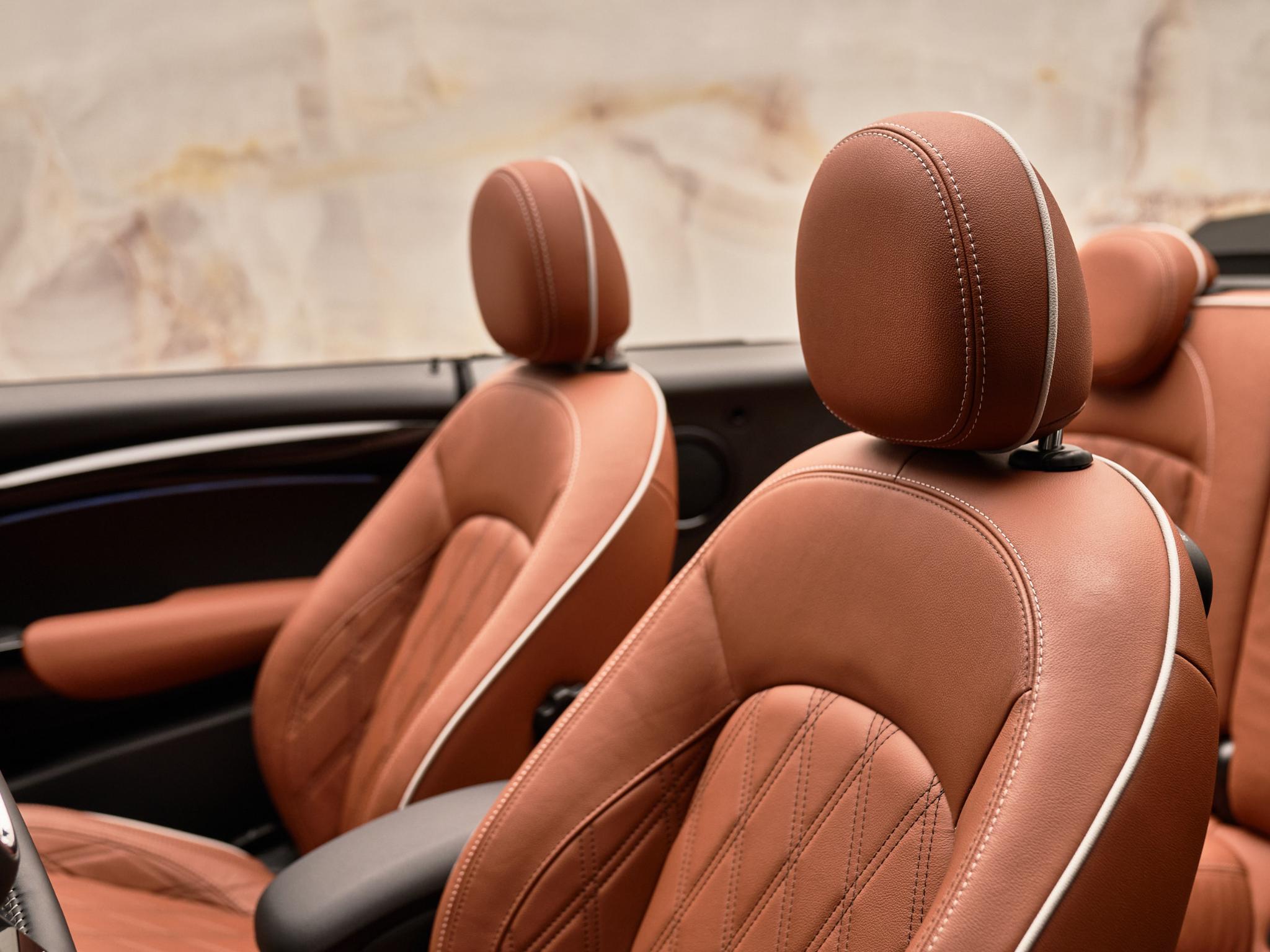 MINI Cooper Cabrio - 19