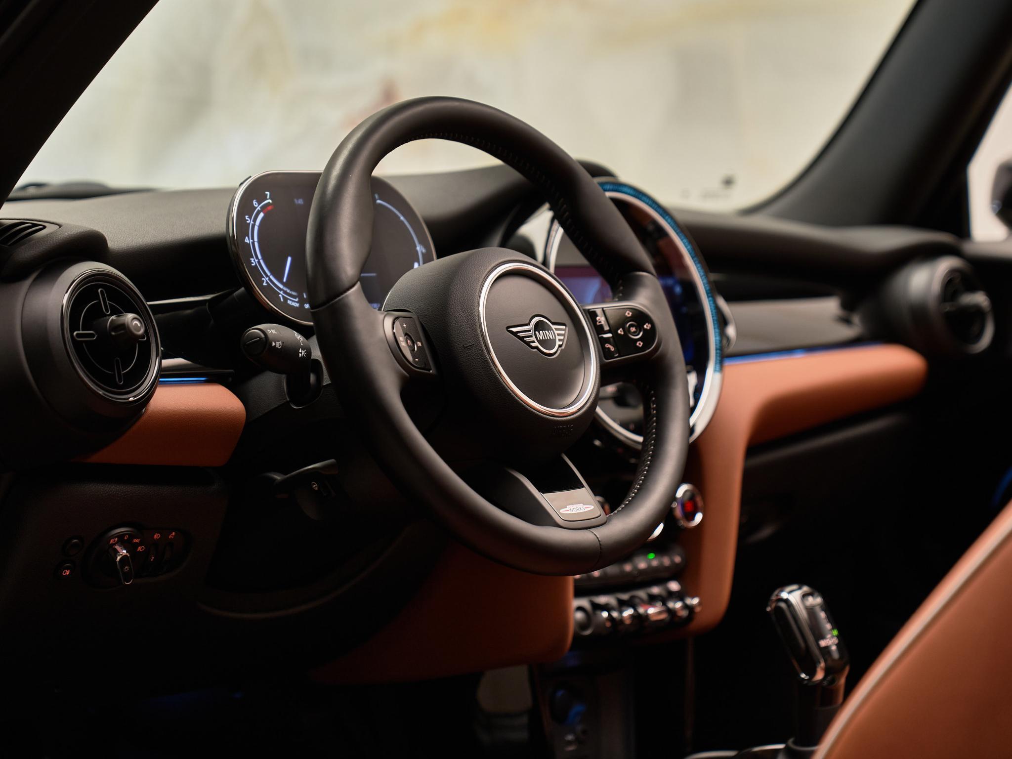 MINI Cooper Cabrio - 14