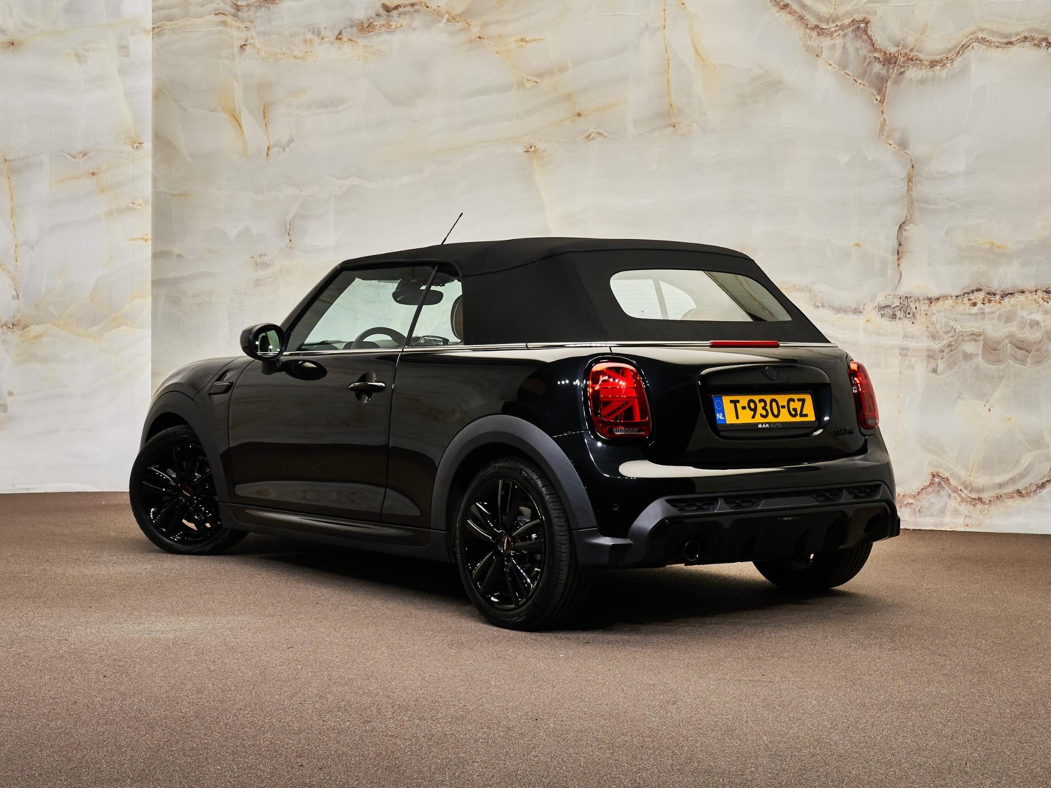 MINI Cooper Cabrio - 27