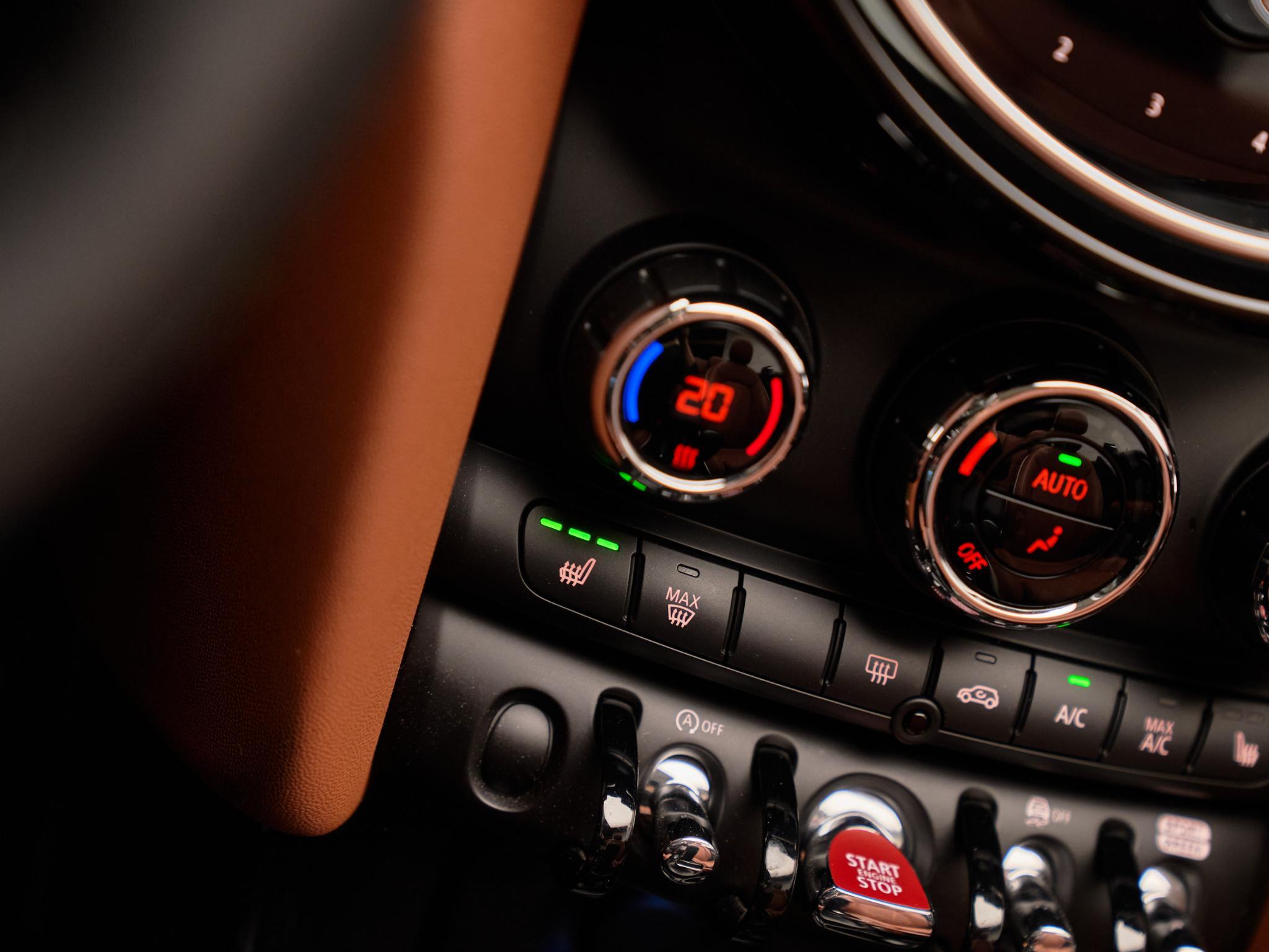 MINI Cooper Cabrio - 10