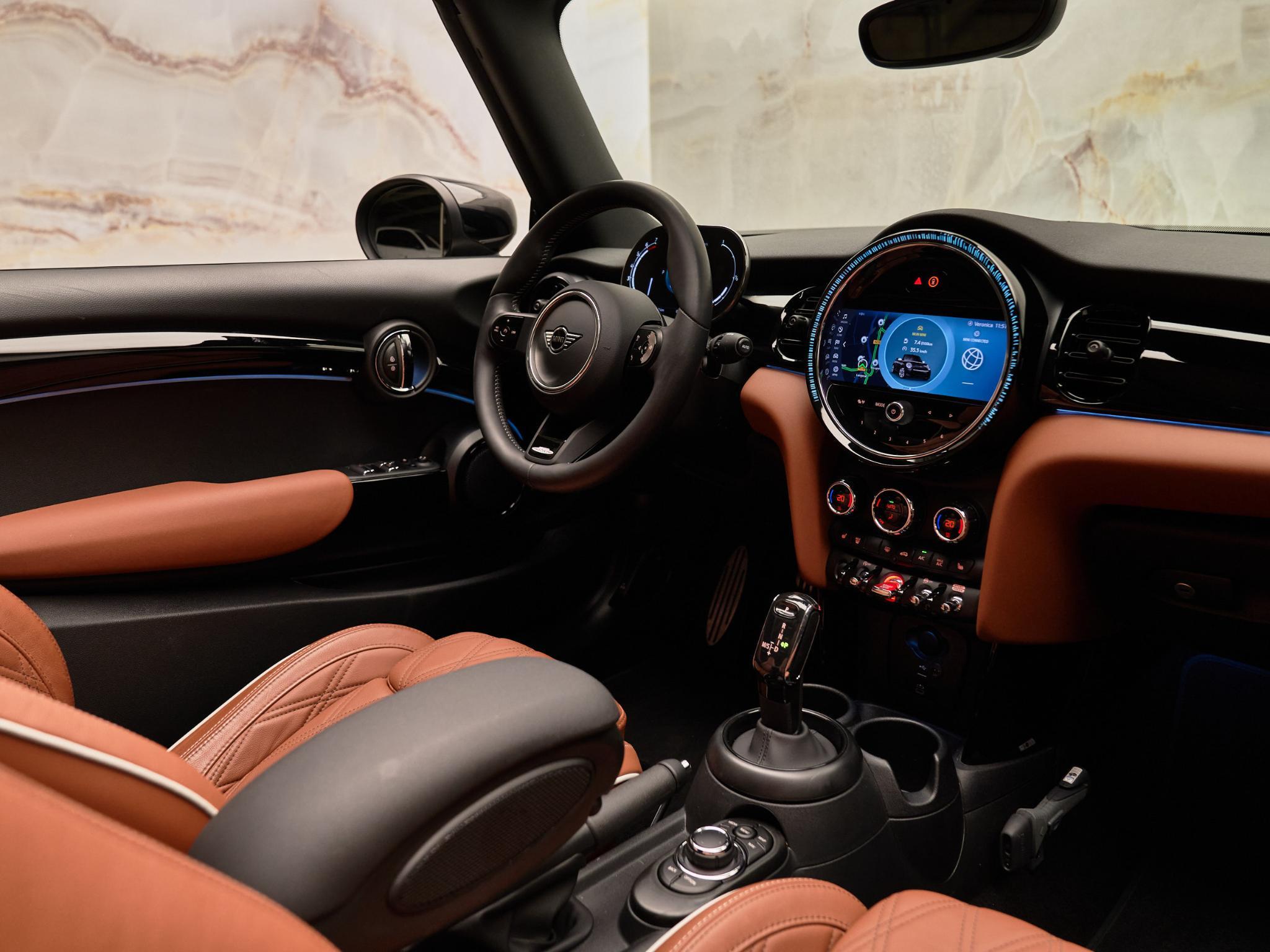 MINI Cooper Cabrio - 8