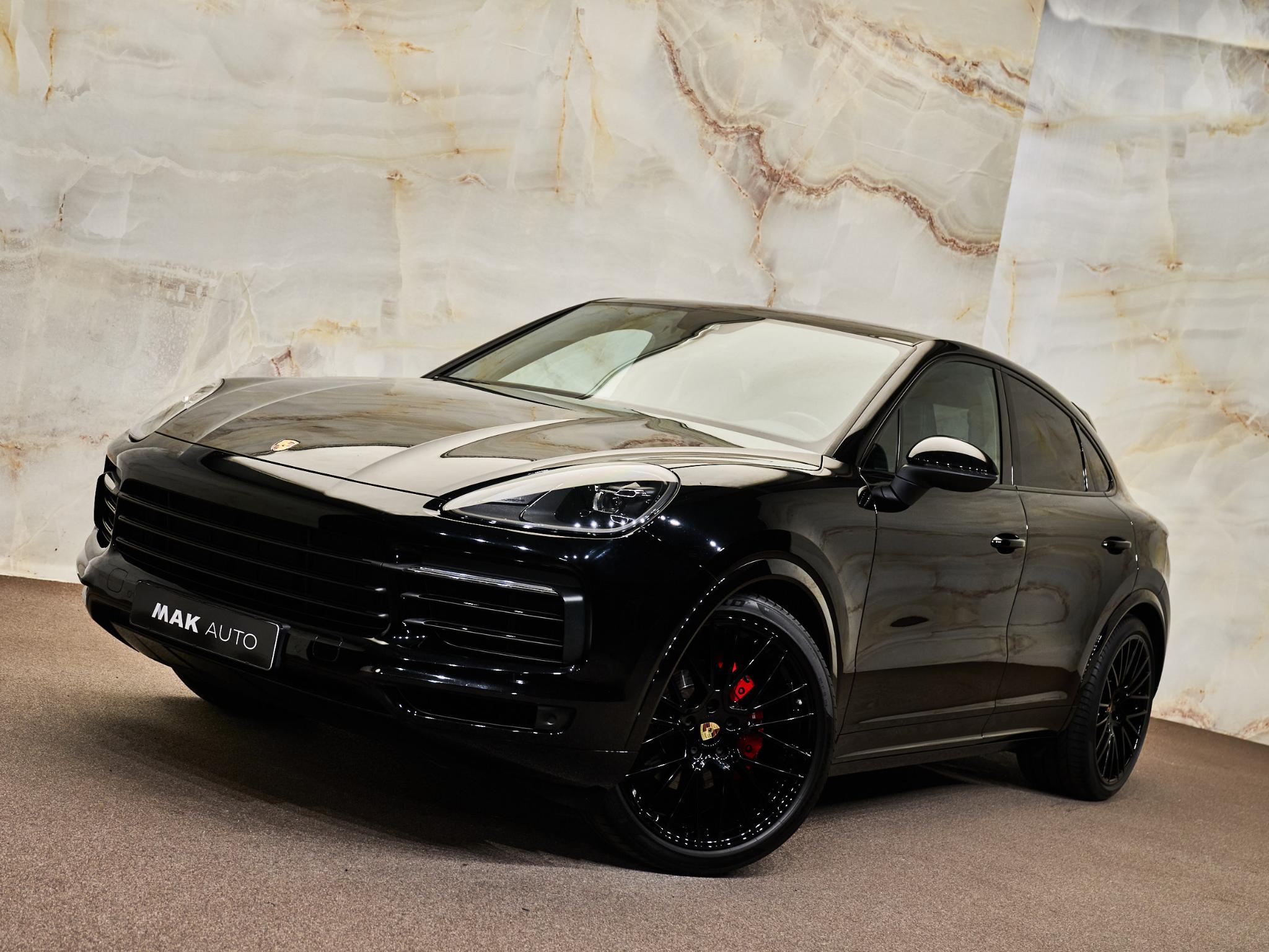 Porsche Cayenne - 28