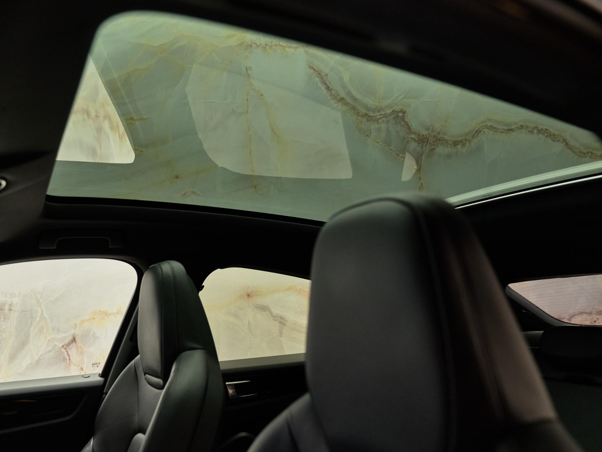 Porsche Cayenne - 10