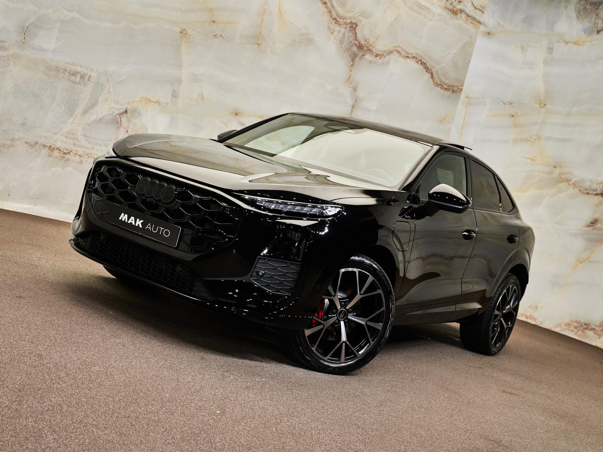 Audi Q3 - 30