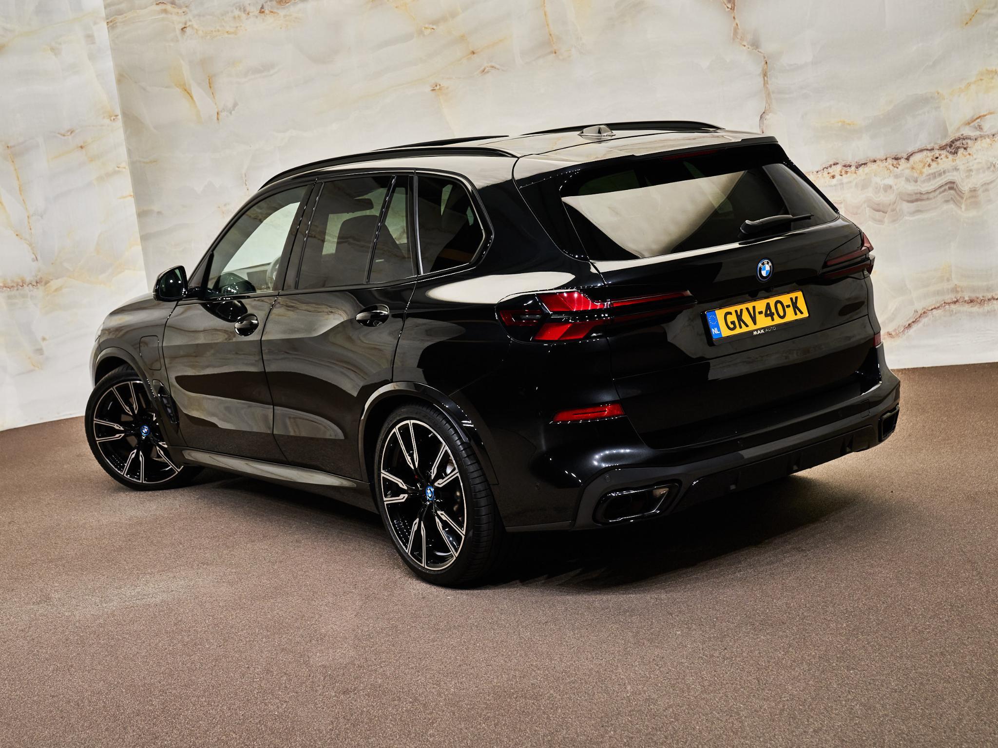 BMW X5 - 30