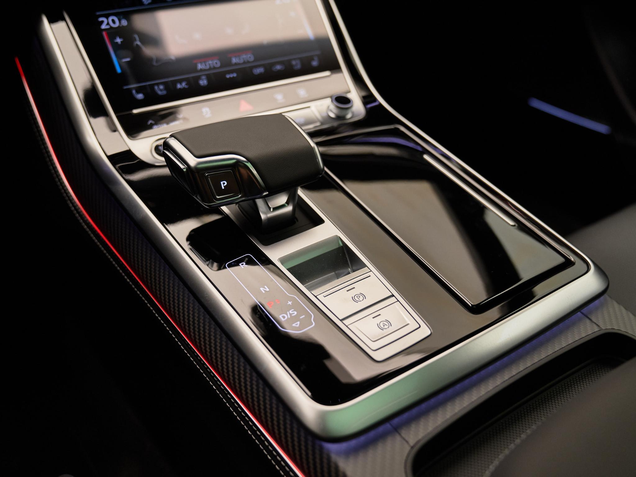 Audi Q8 - 18