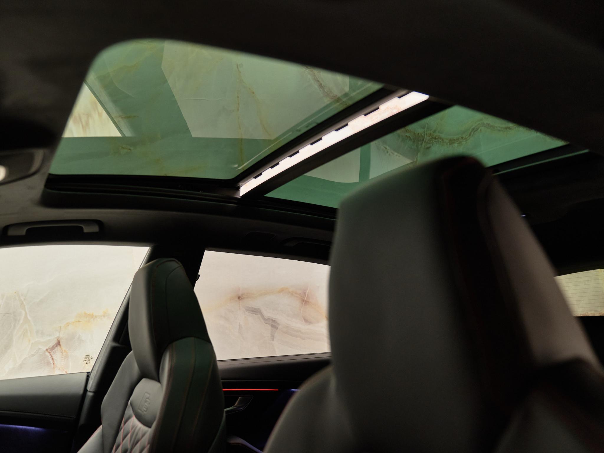 Audi Q8 - 8