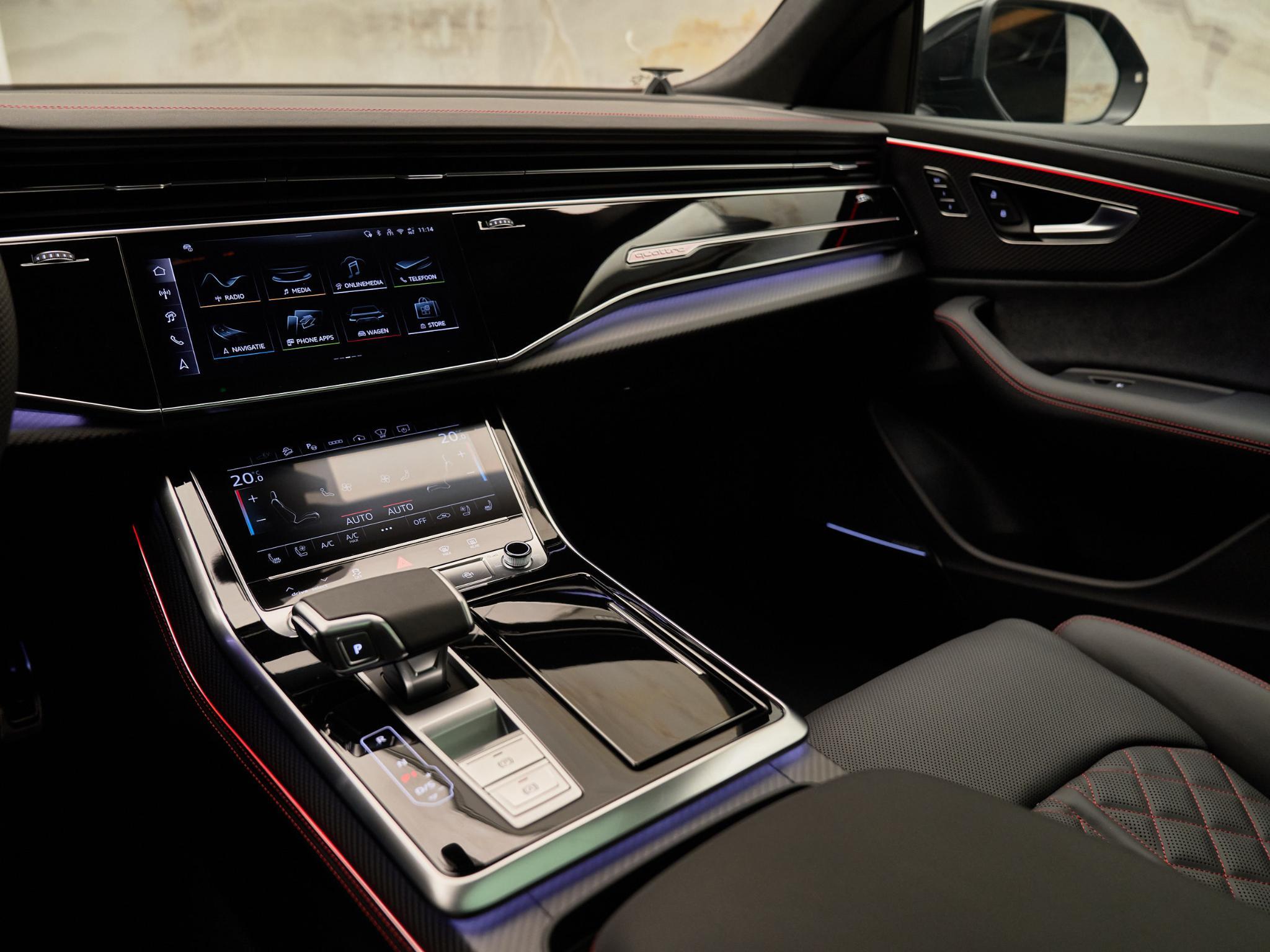 Audi Q8 - 18