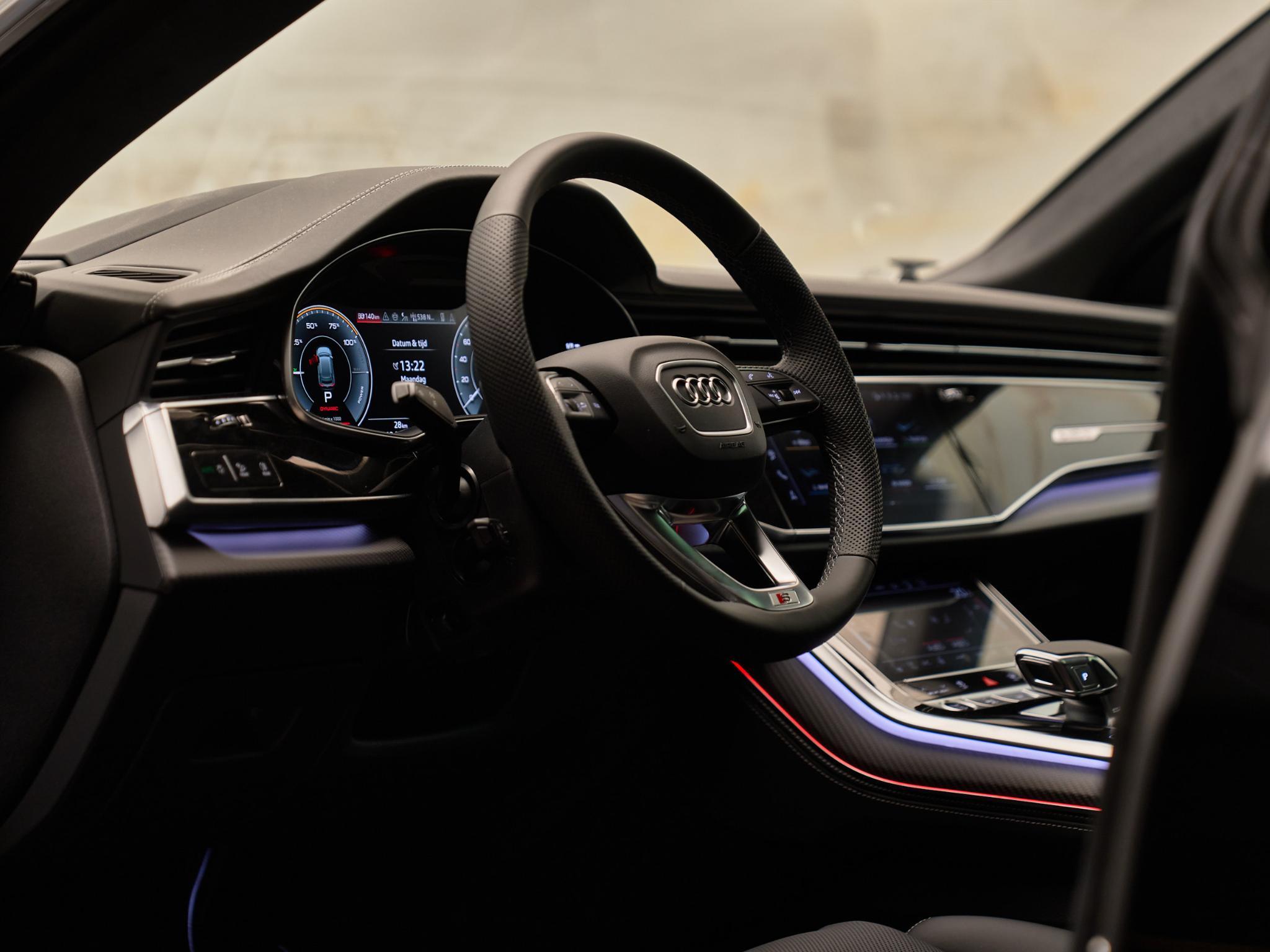 Audi Q8 - 21