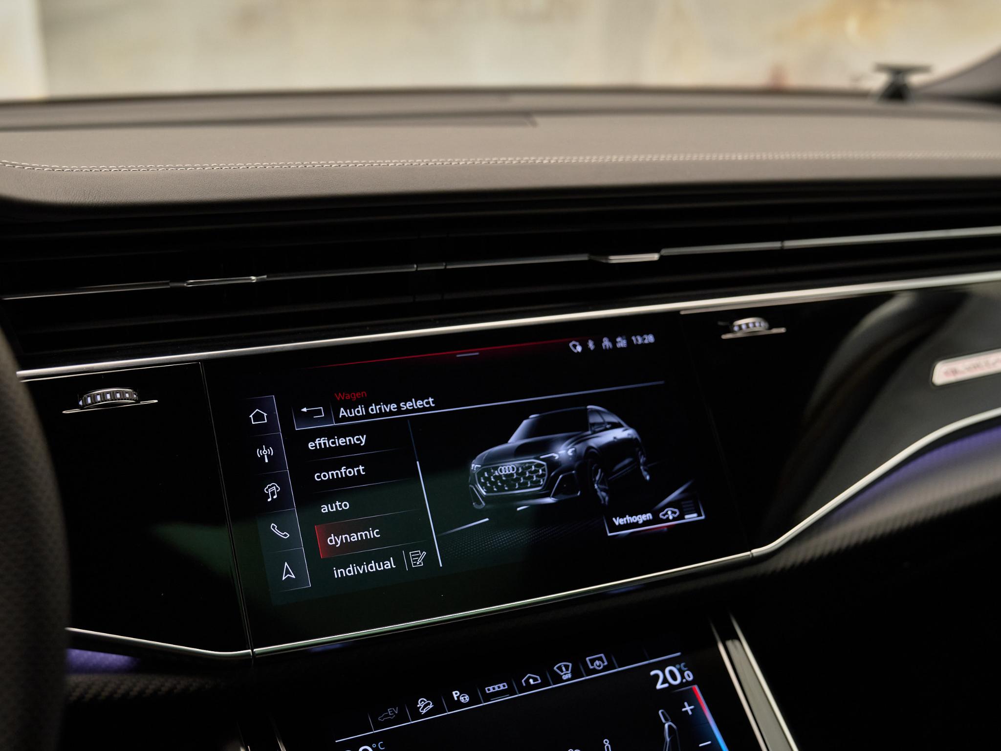 Audi Q8 - 18