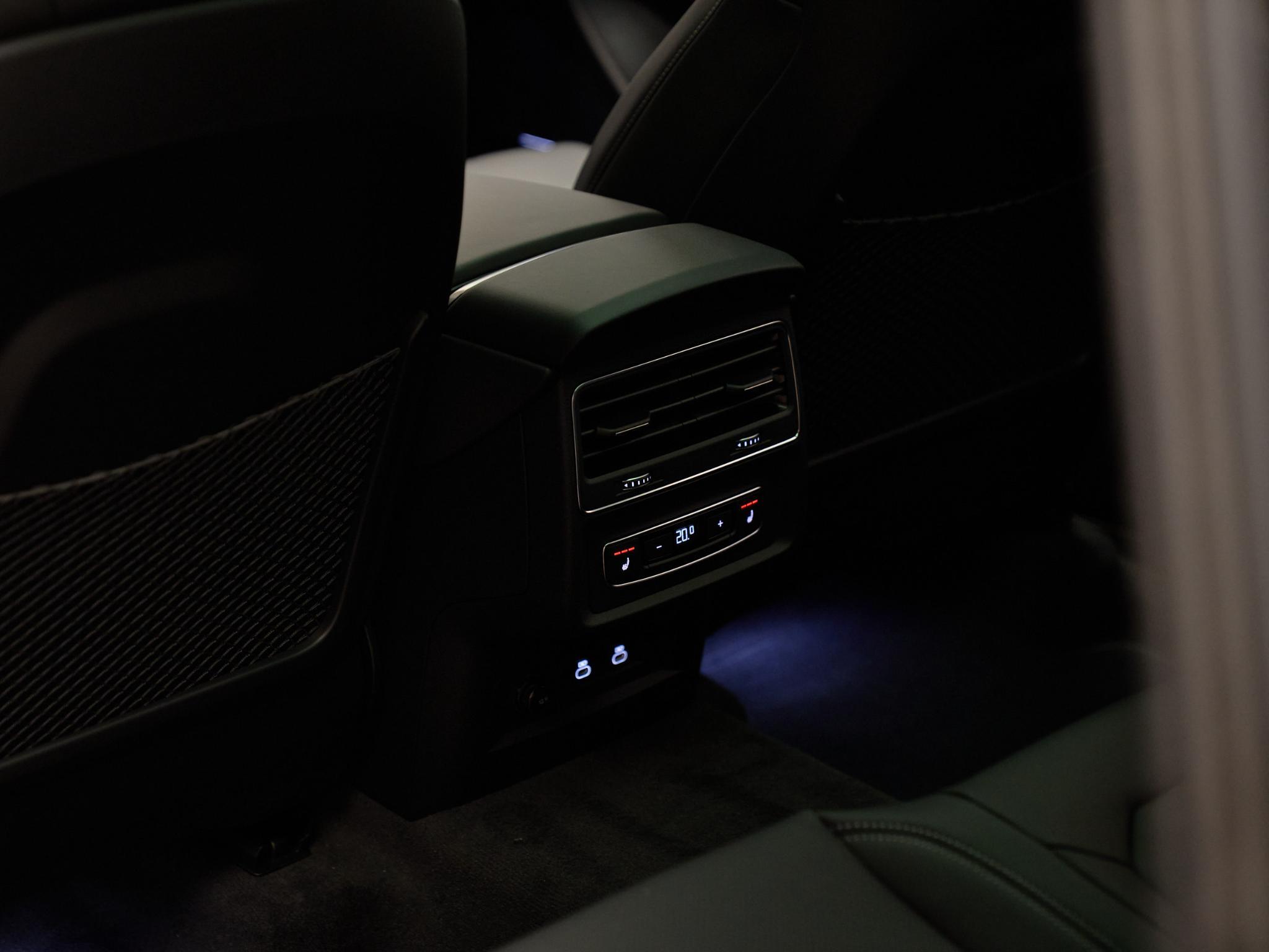 Audi Q8 - 30