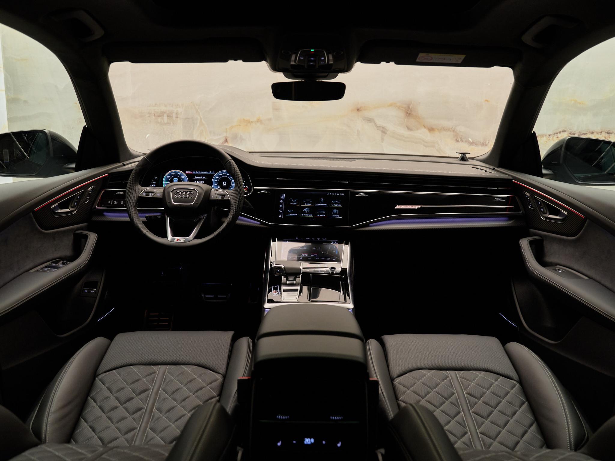 Audi Q8 - 32