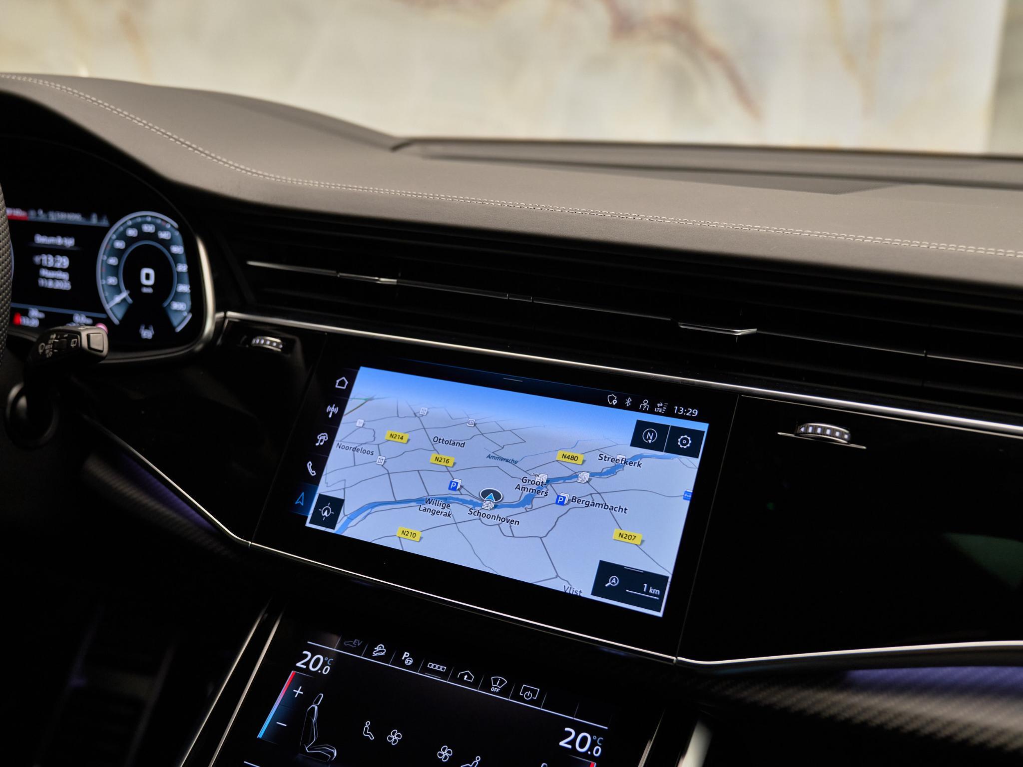 Audi Q8 - 27