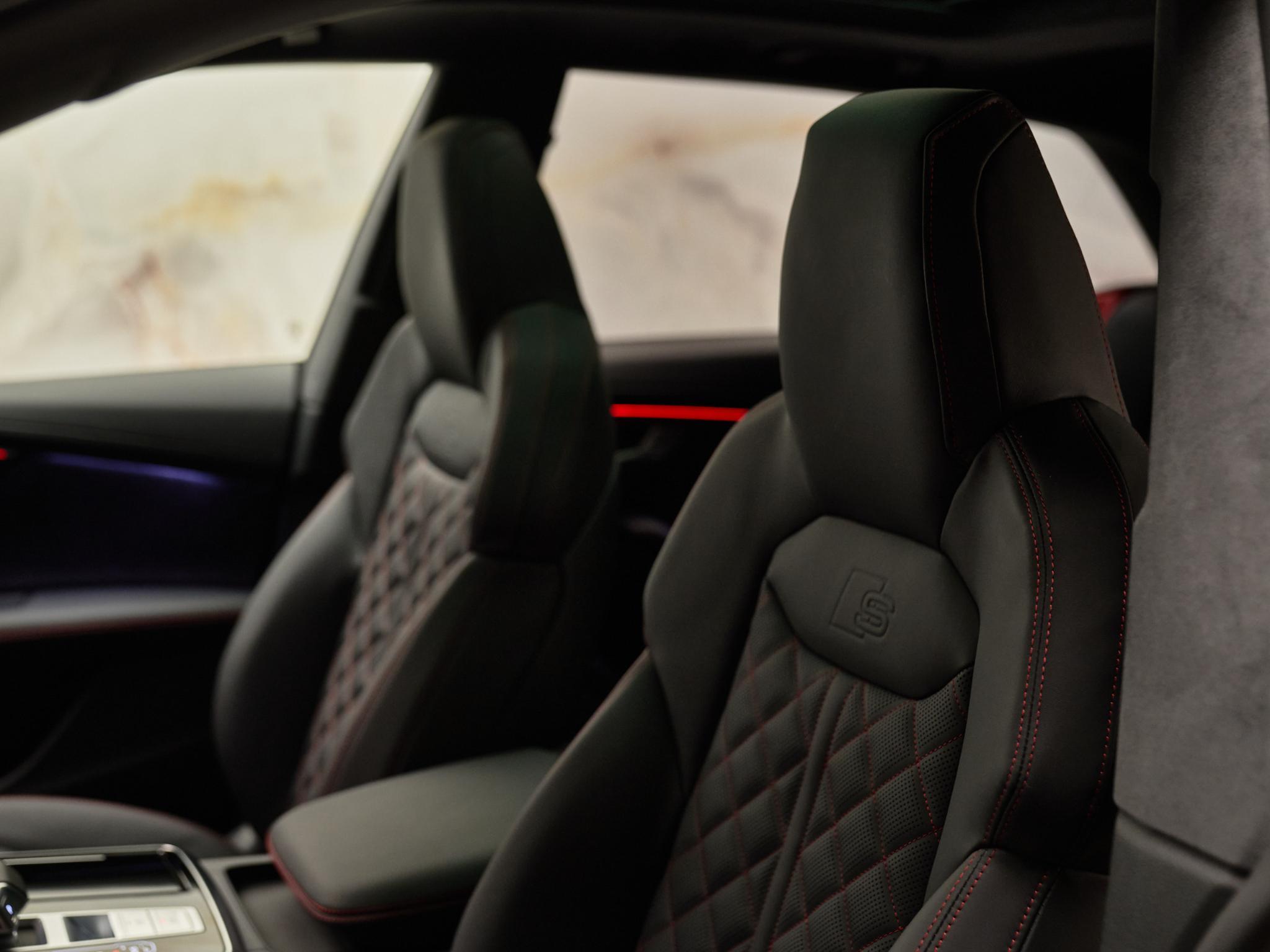 Audi Q8 - 25