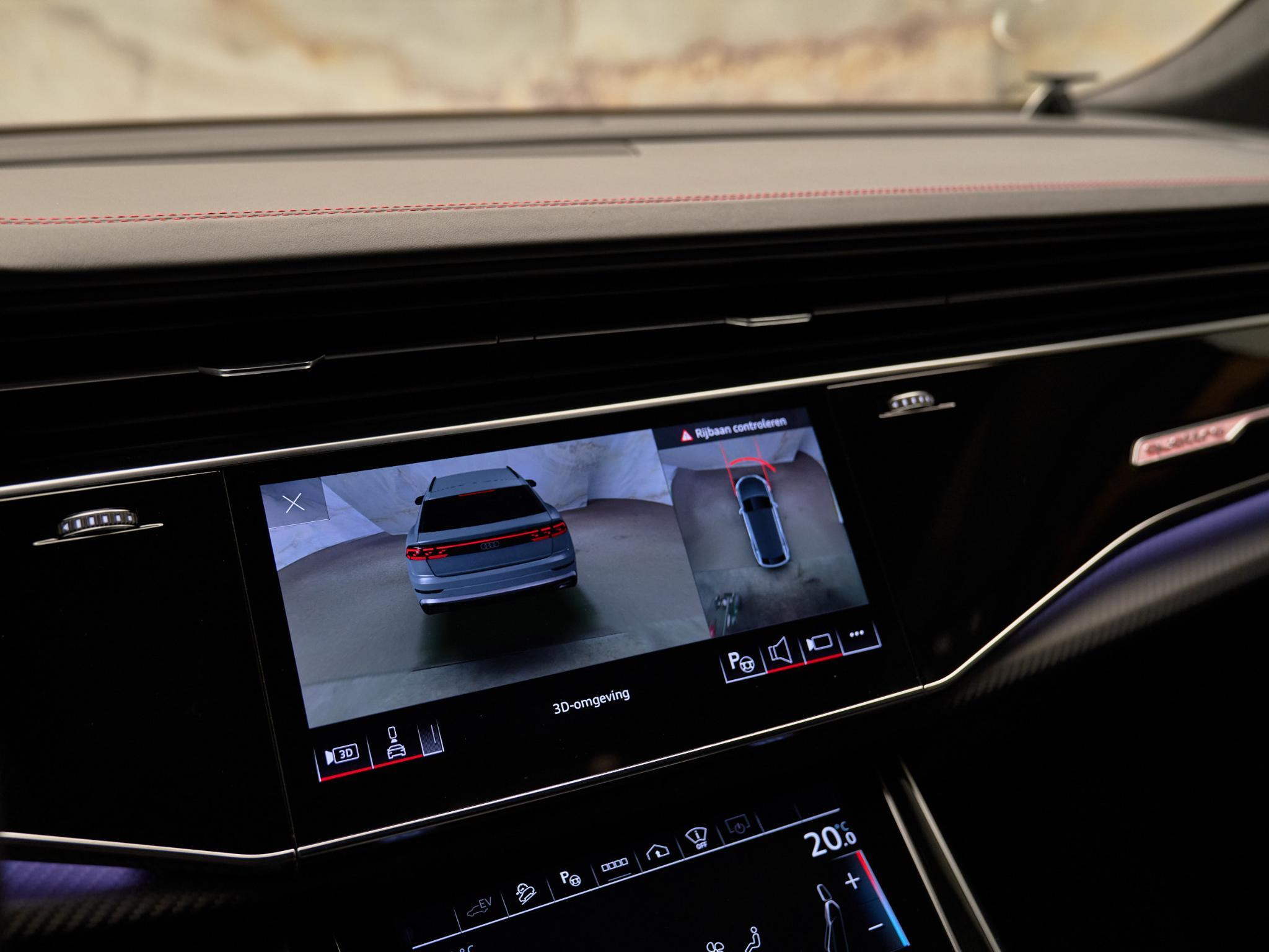 Audi Q8 - 12