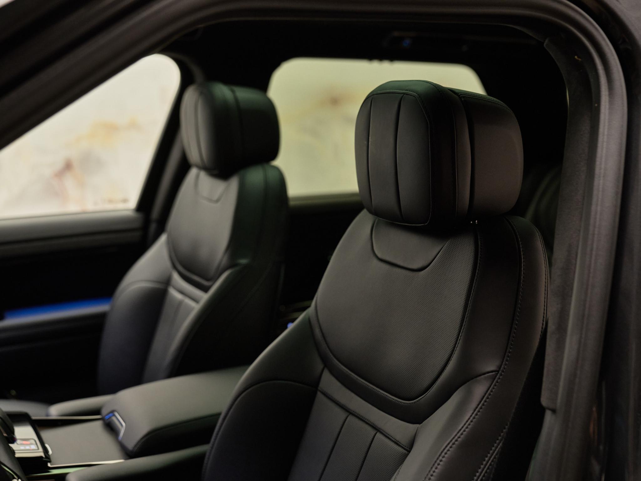 Land Rover Range Rover Sport - 25