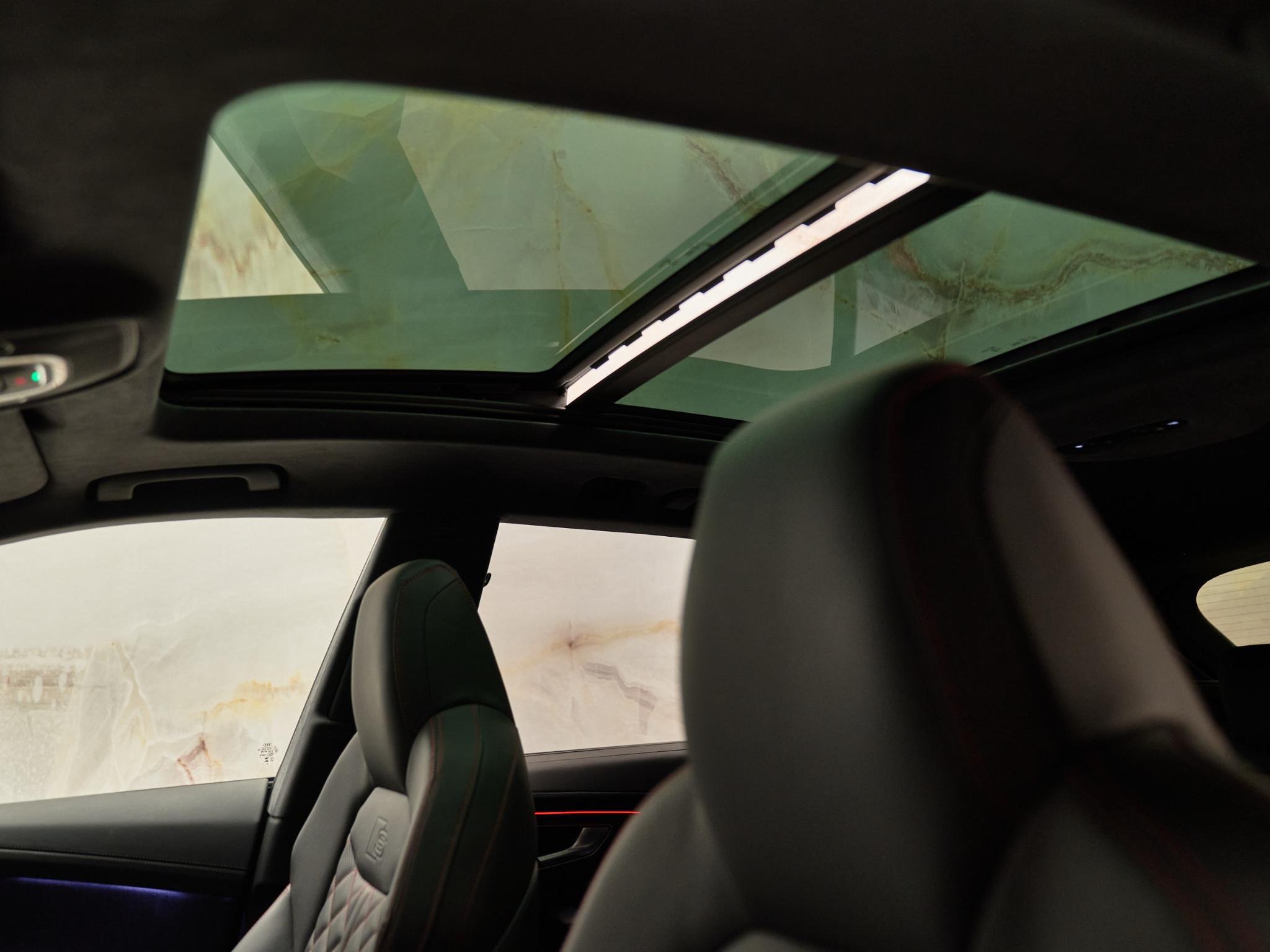 Audi Q8 - 11