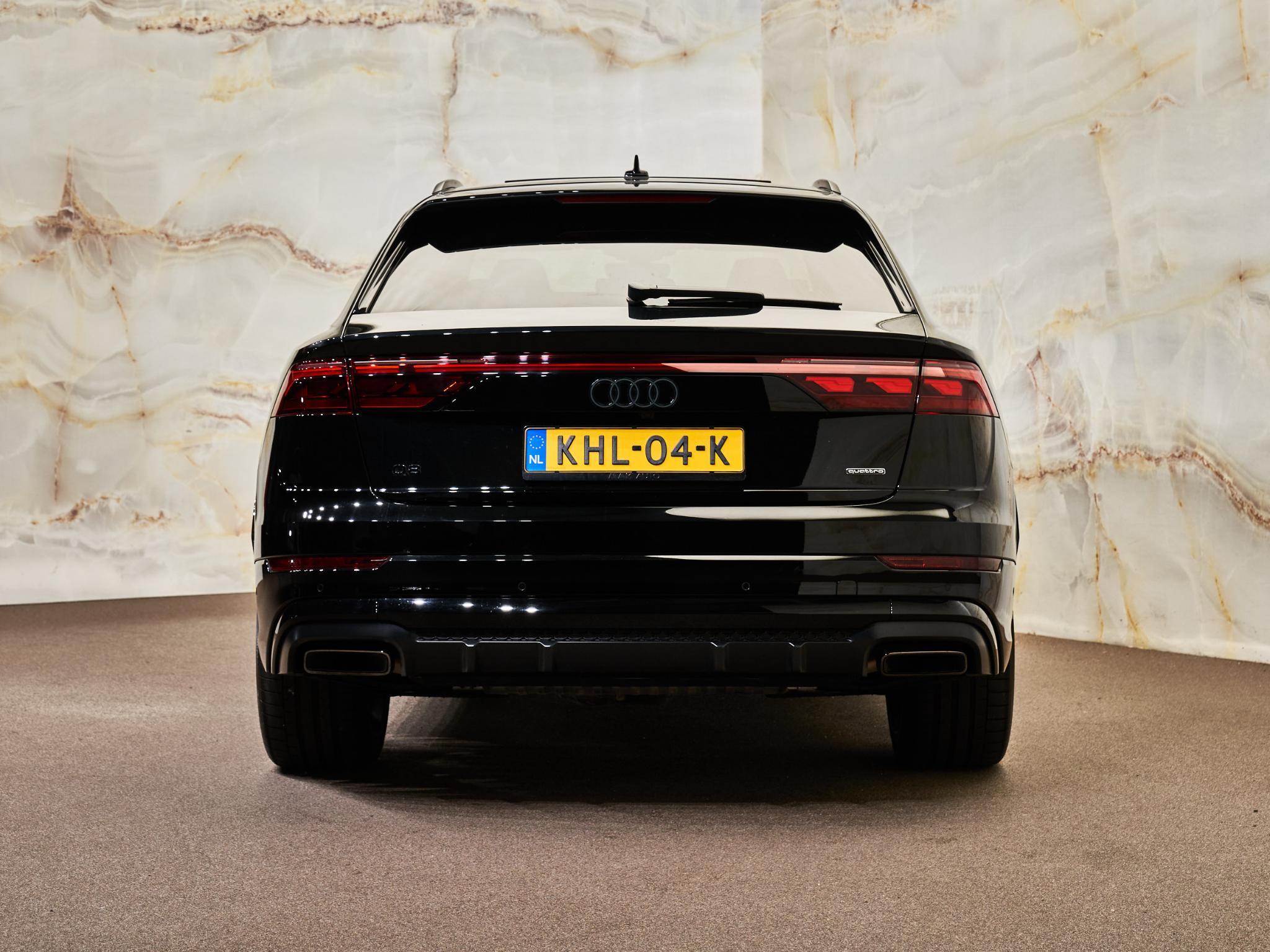 Audi Q8 - 35