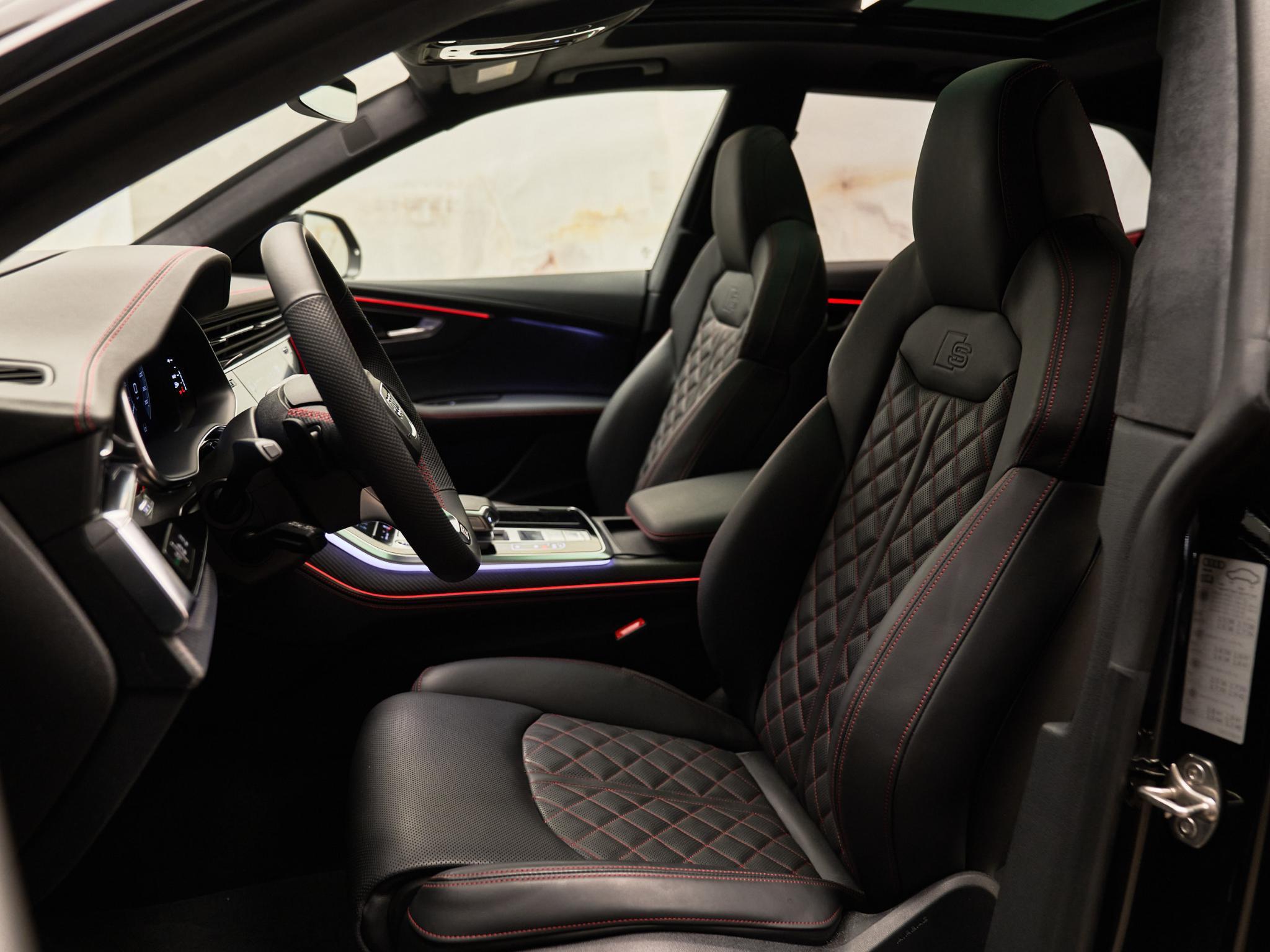 Audi Q8 - 7