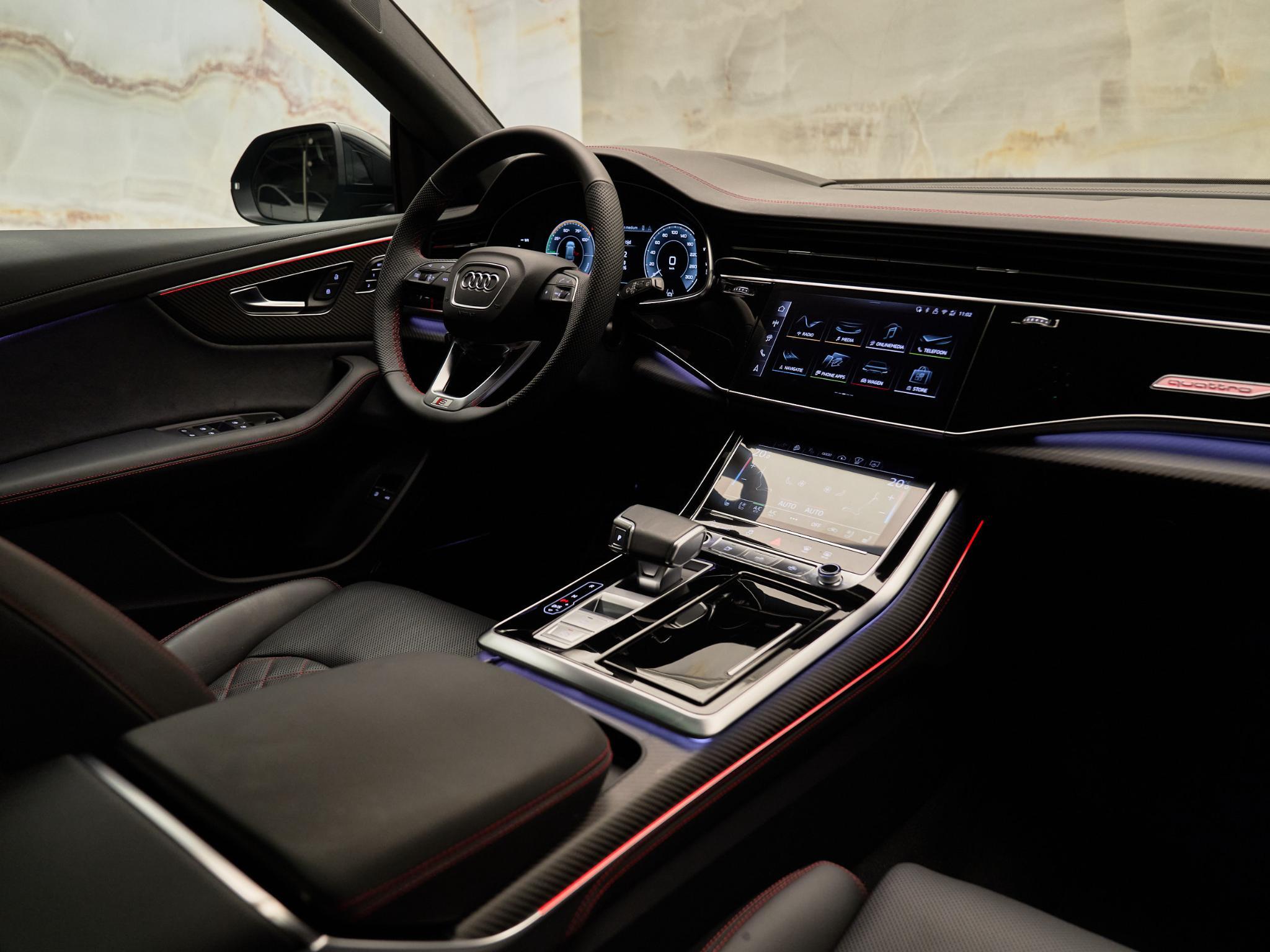 Audi Q8 - 8