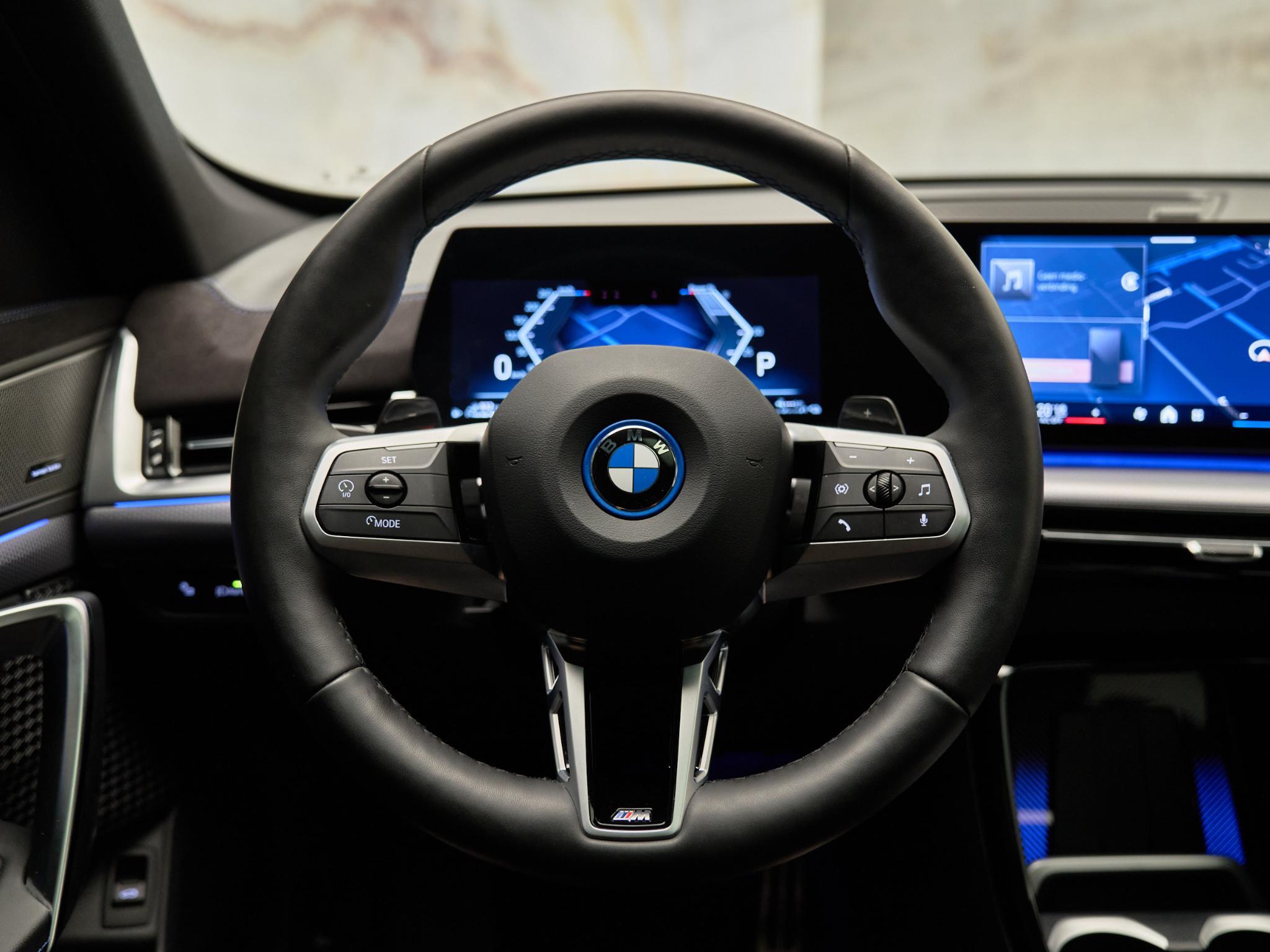 BMW X1 - 15