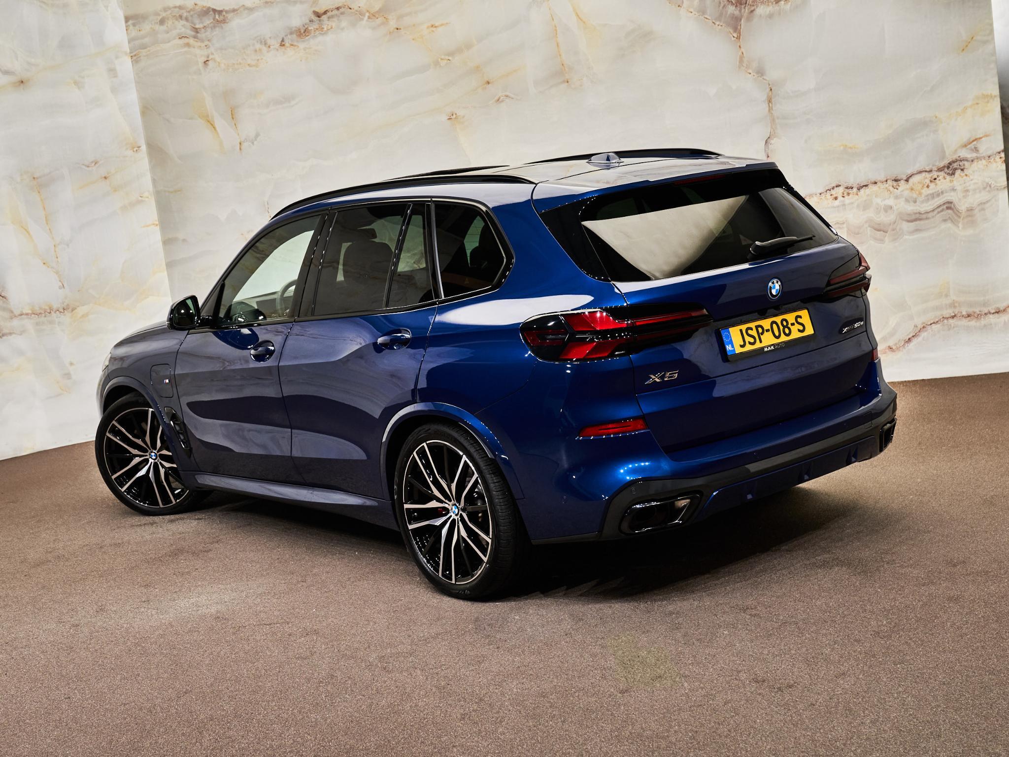 BMW X5 - 30