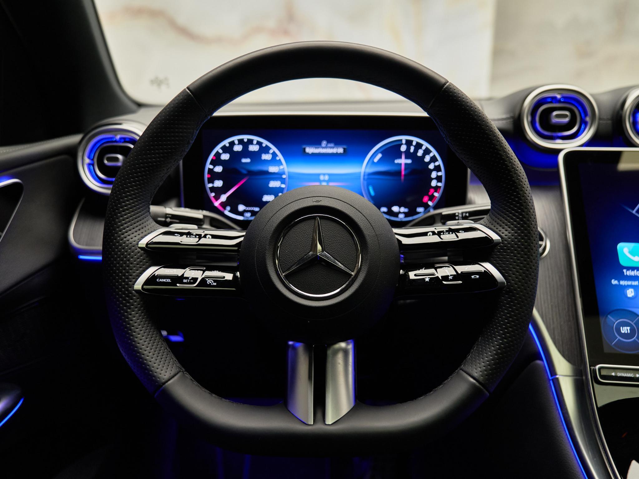 Mercedes-Benz GLC - 14
