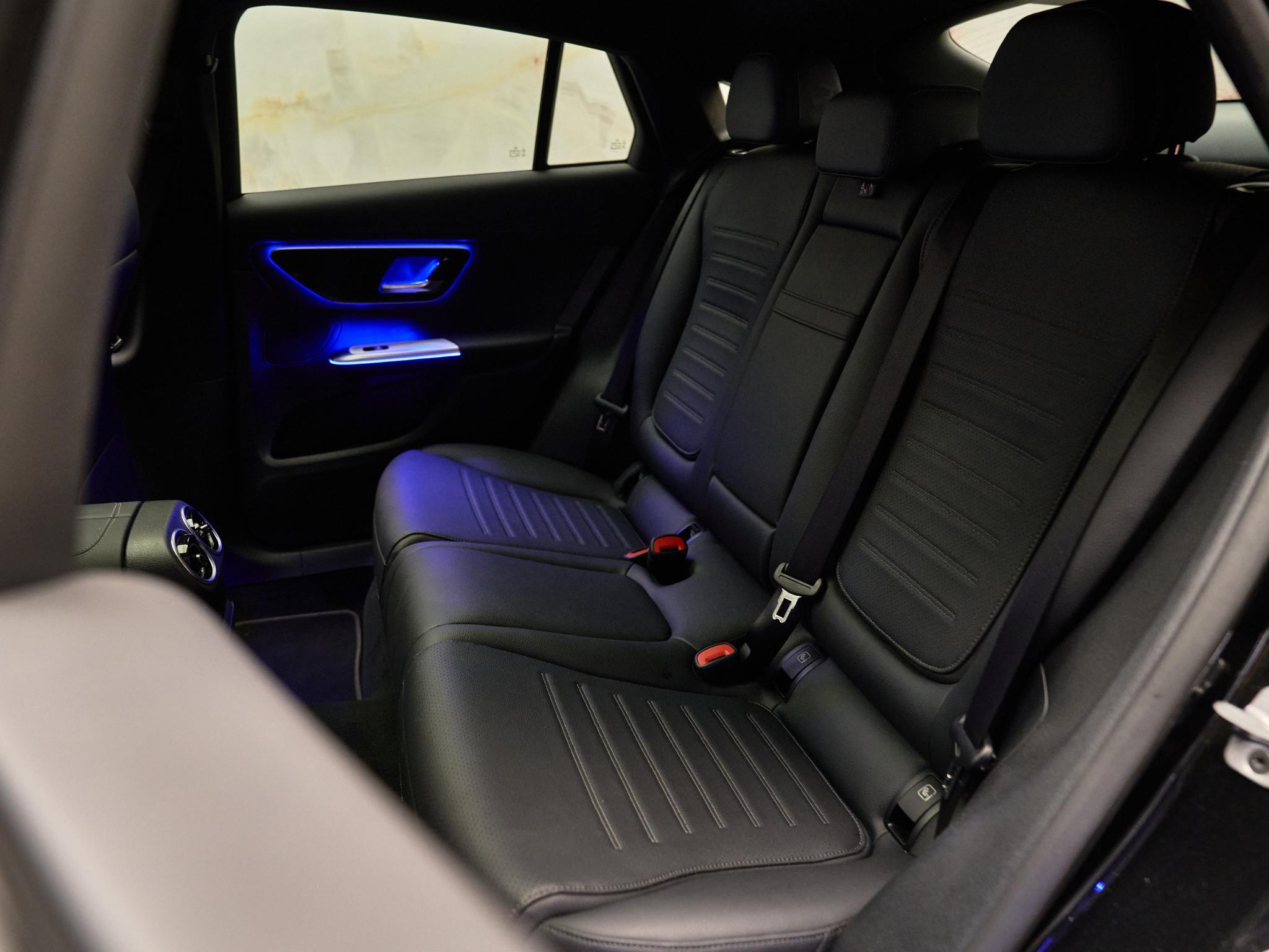 Mercedes-Benz GLC - 21
