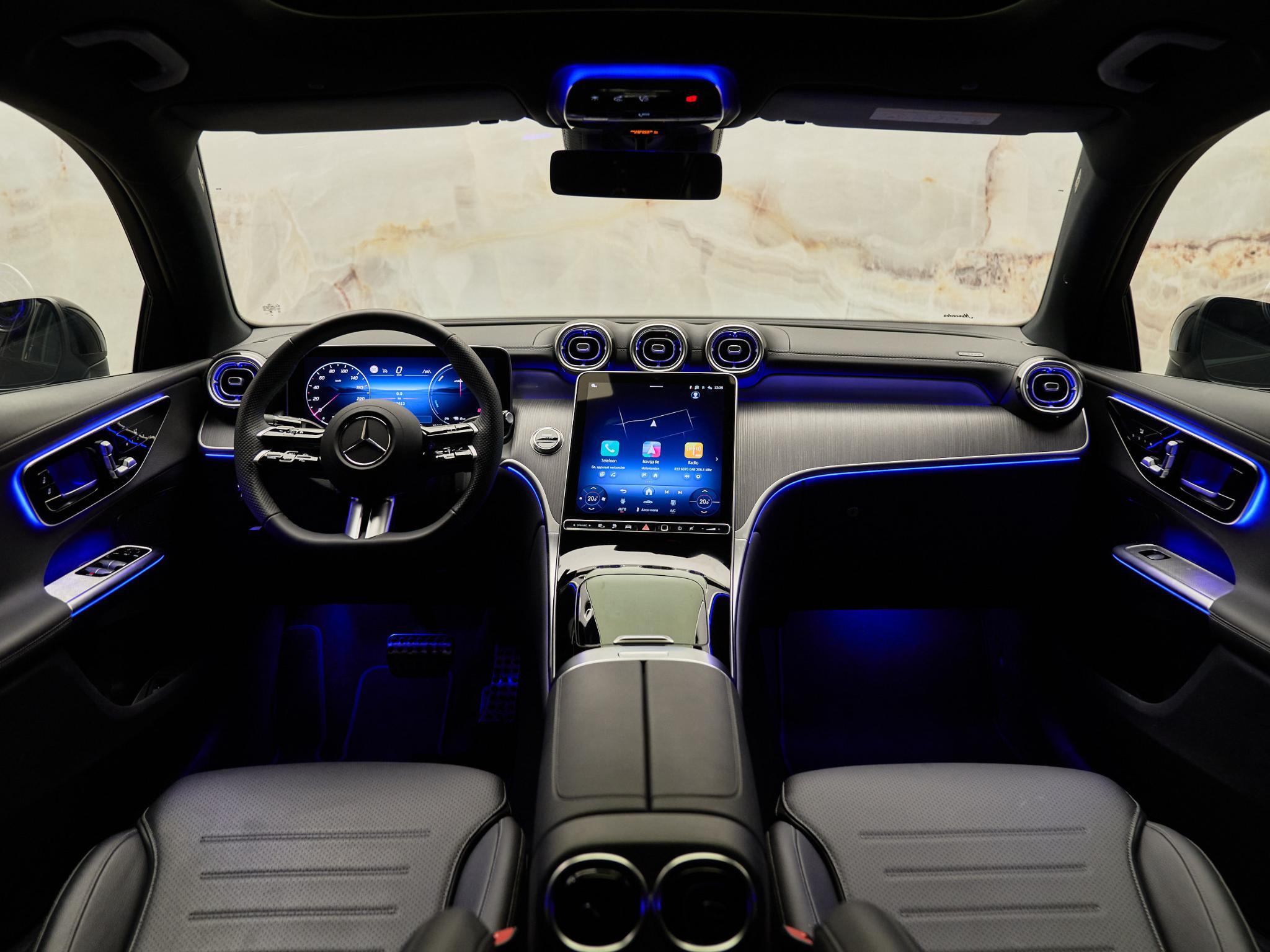 Mercedes-Benz GLC - 22