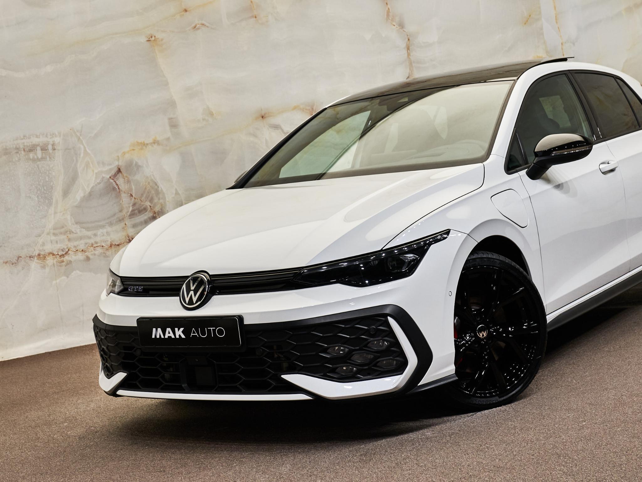 Volkswagen Golf - 5