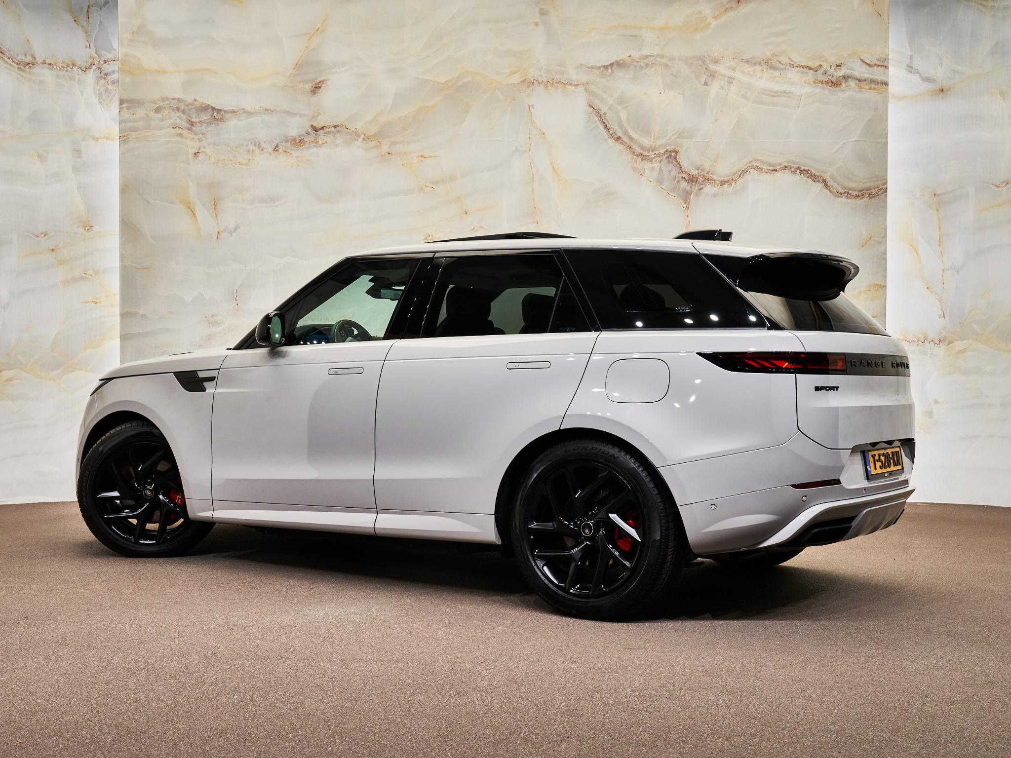 Land Rover Range Rover Sport - 36