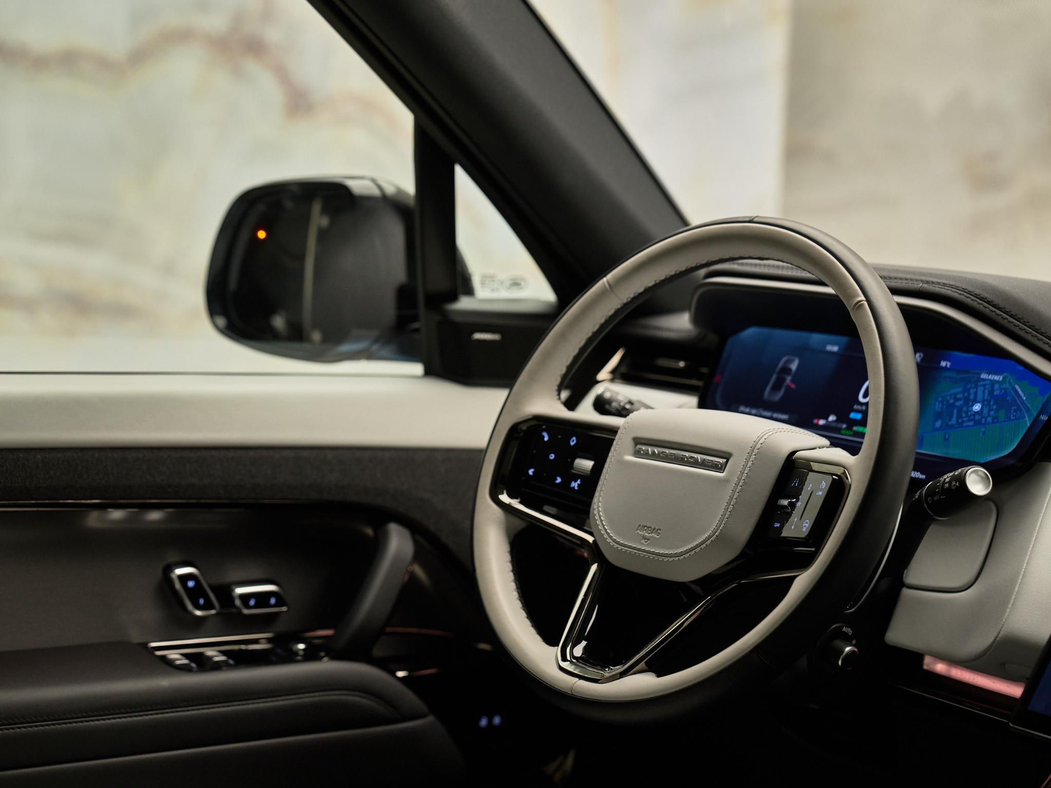 Land Rover Range Rover Sport - 27