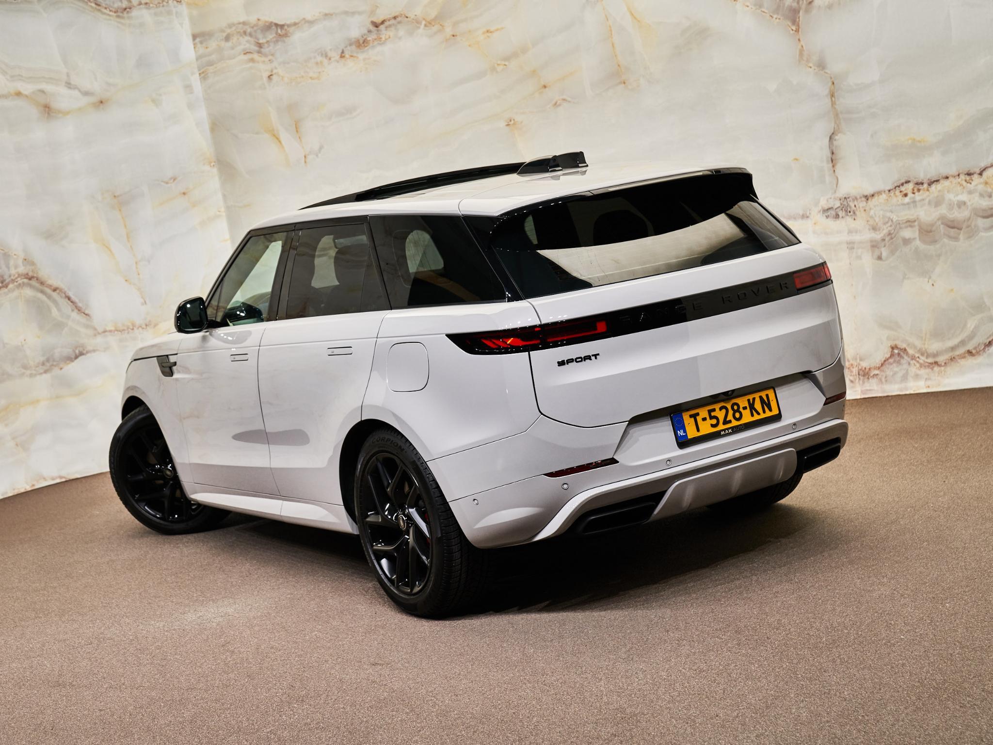 Land Rover Range Rover Sport - 35