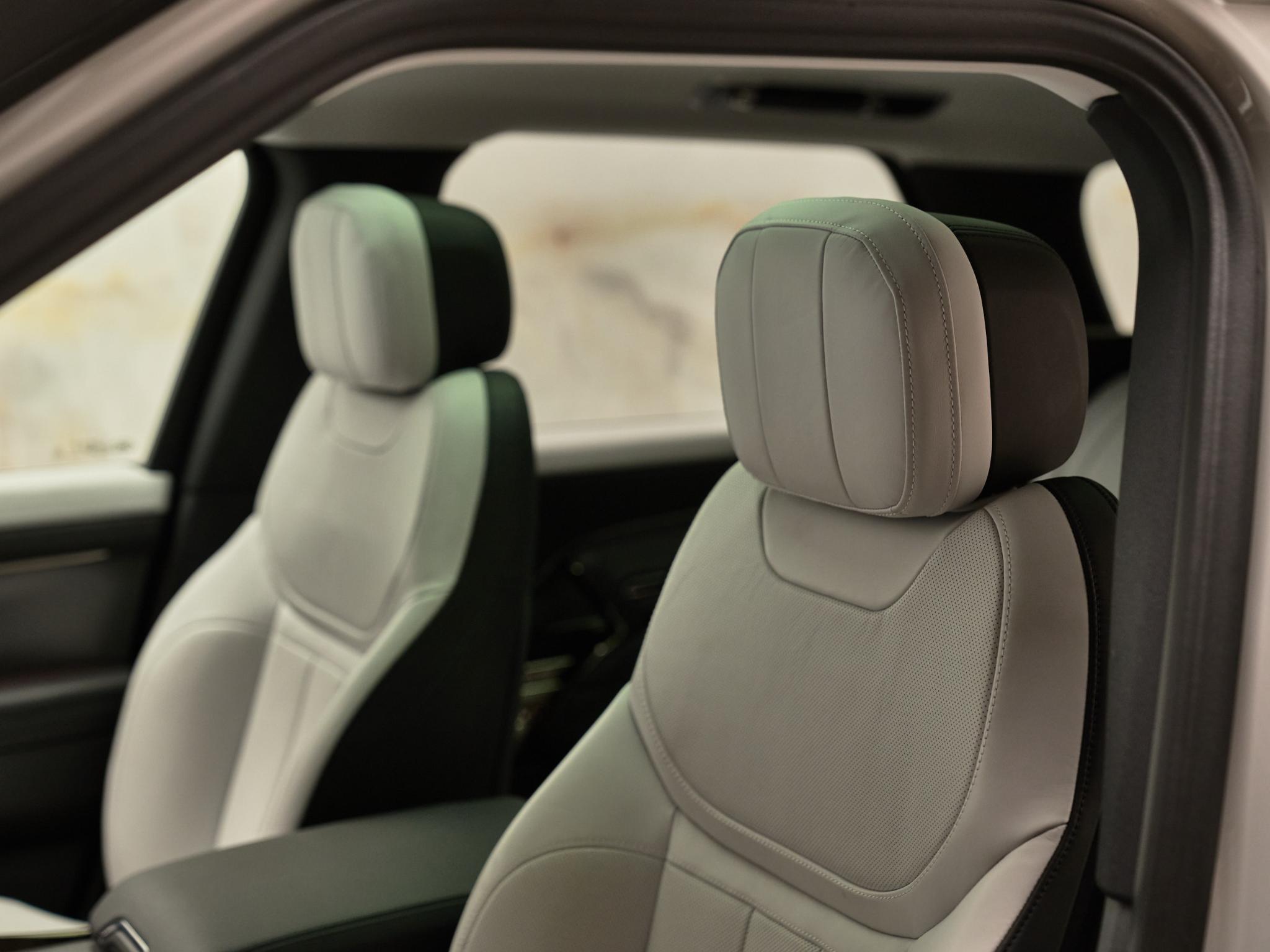 Land Rover Range Rover Sport - 28