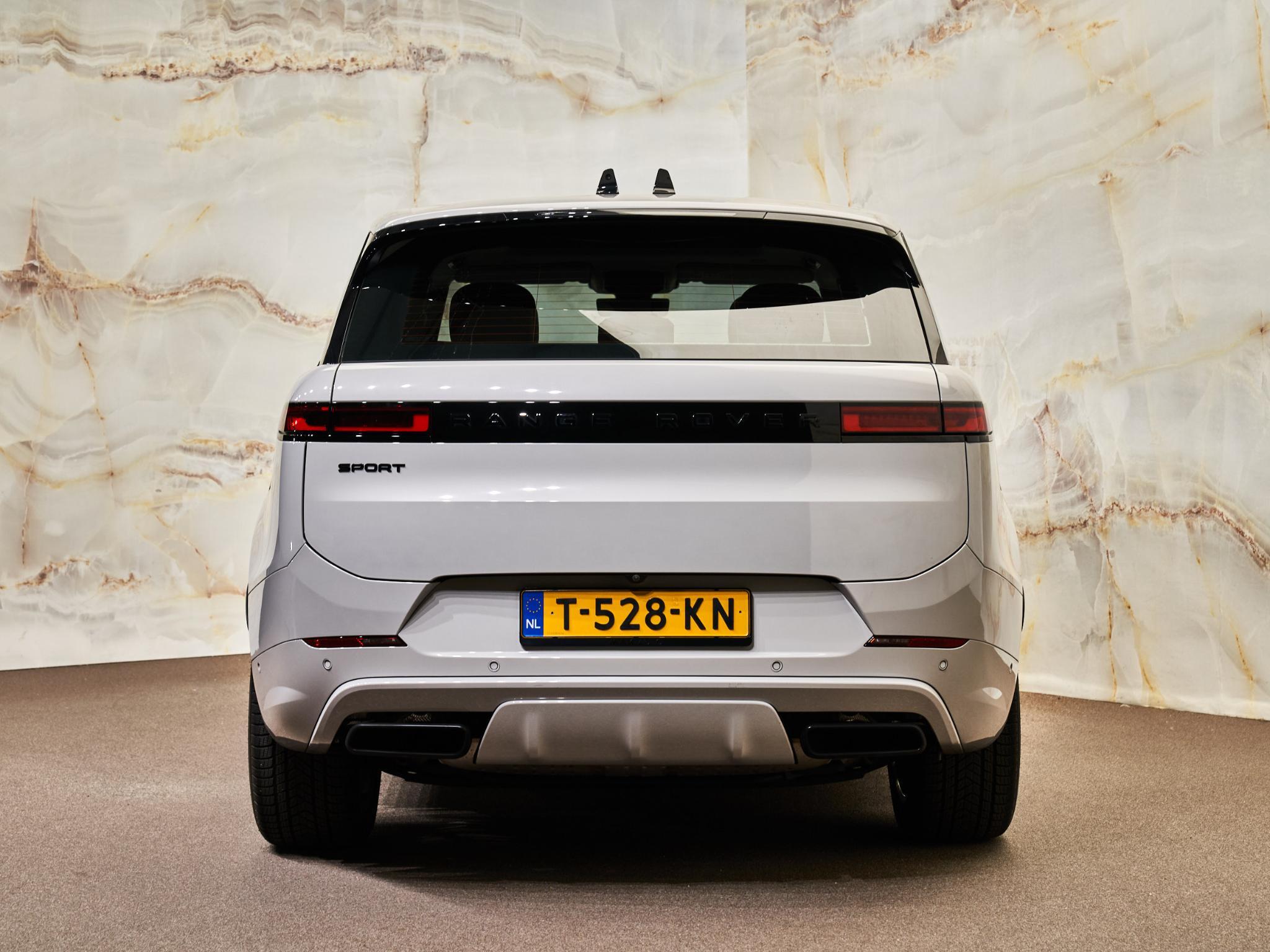 Land Rover Range Rover Sport - 37