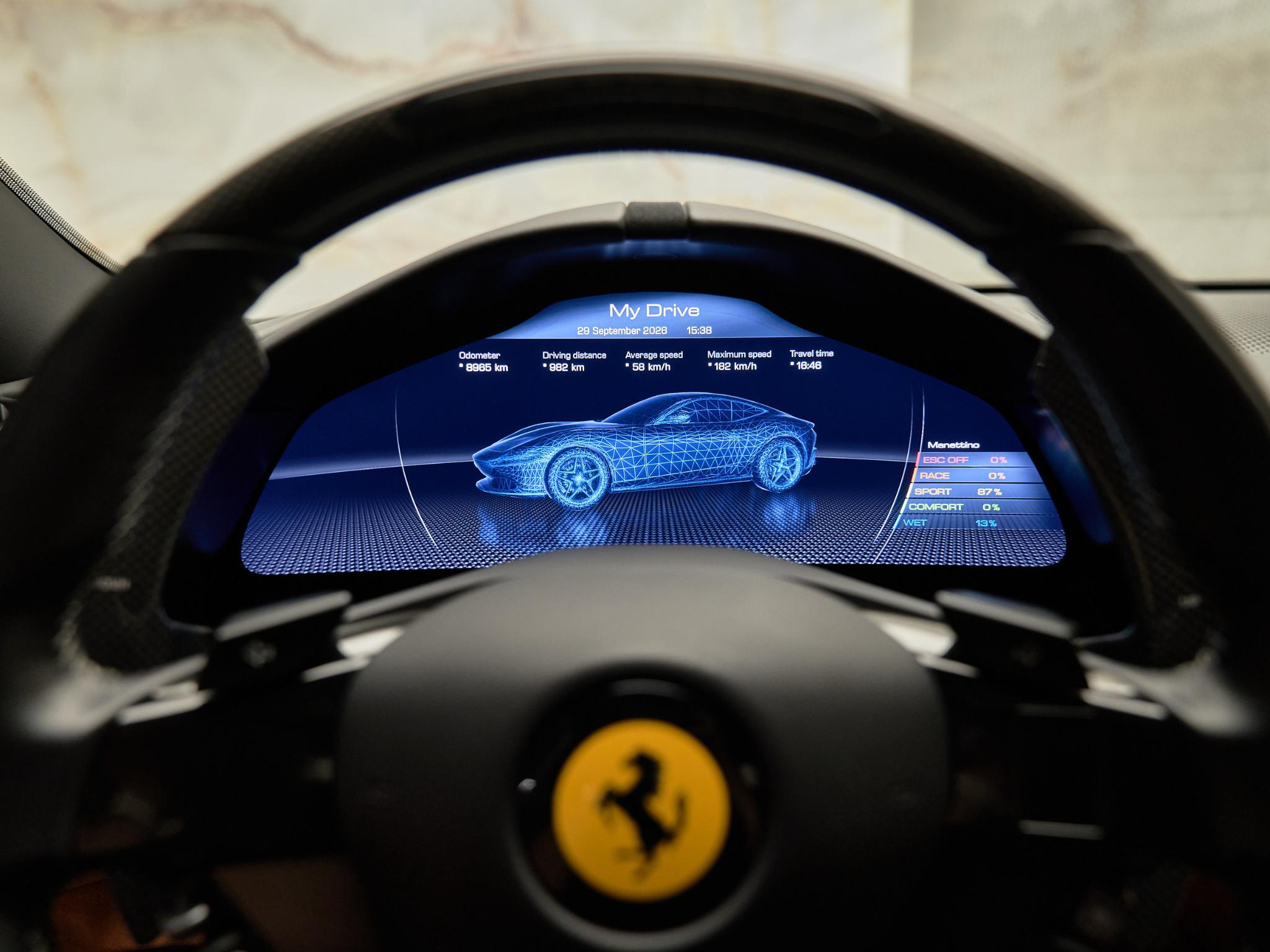 Ferrari Roma - 15