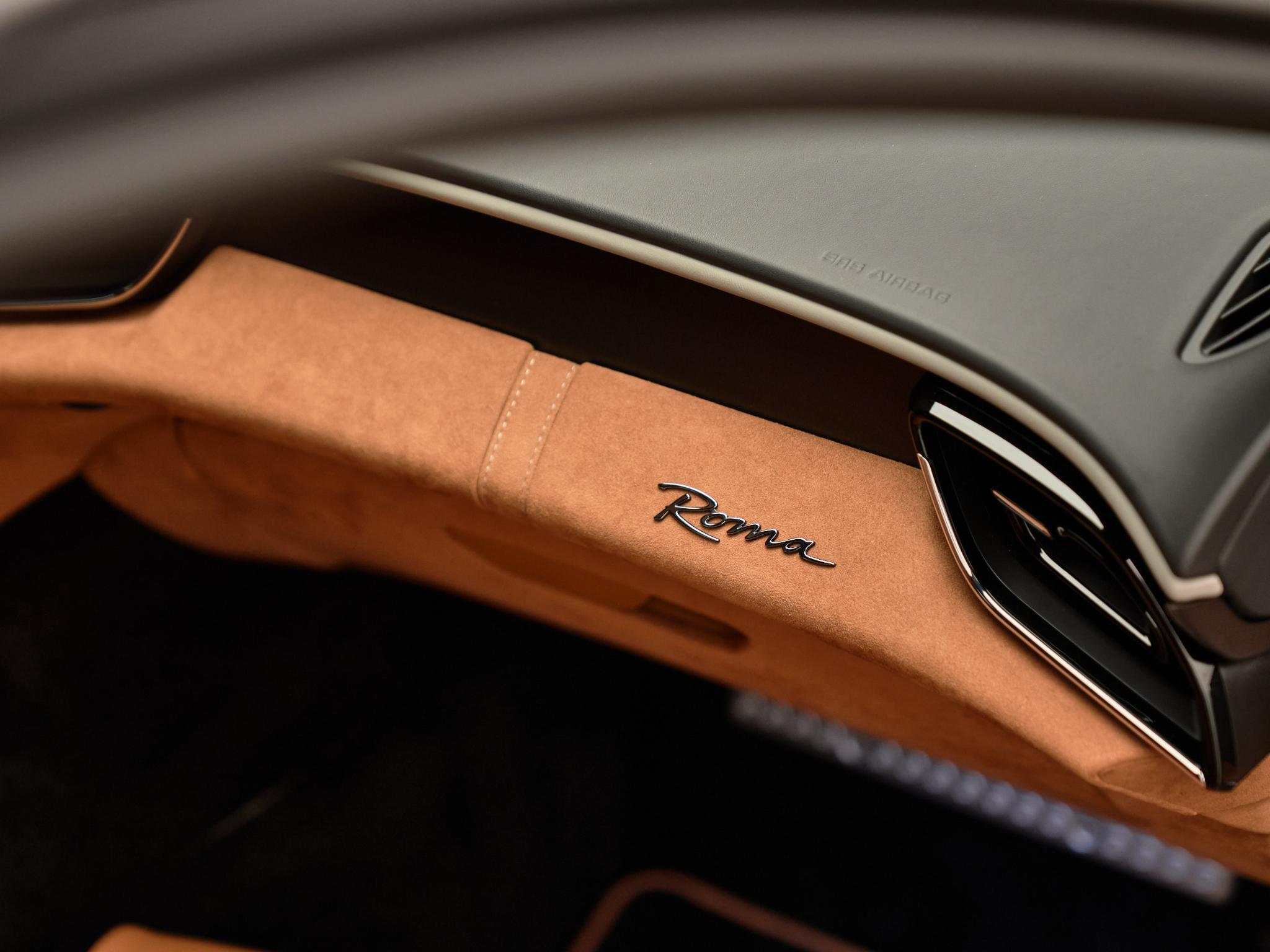 Ferrari Roma - 13