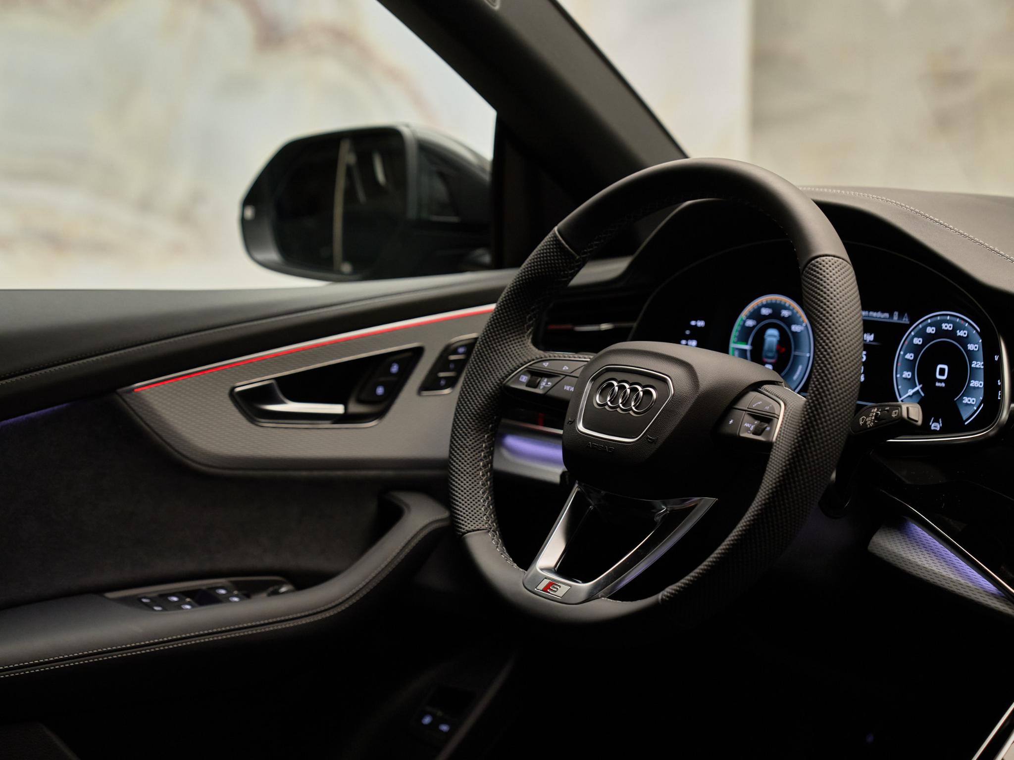 Audi Q8 - 27