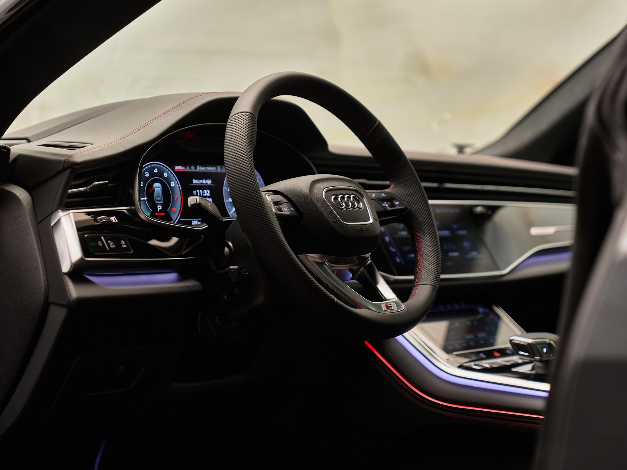 Audi Q8 - 21